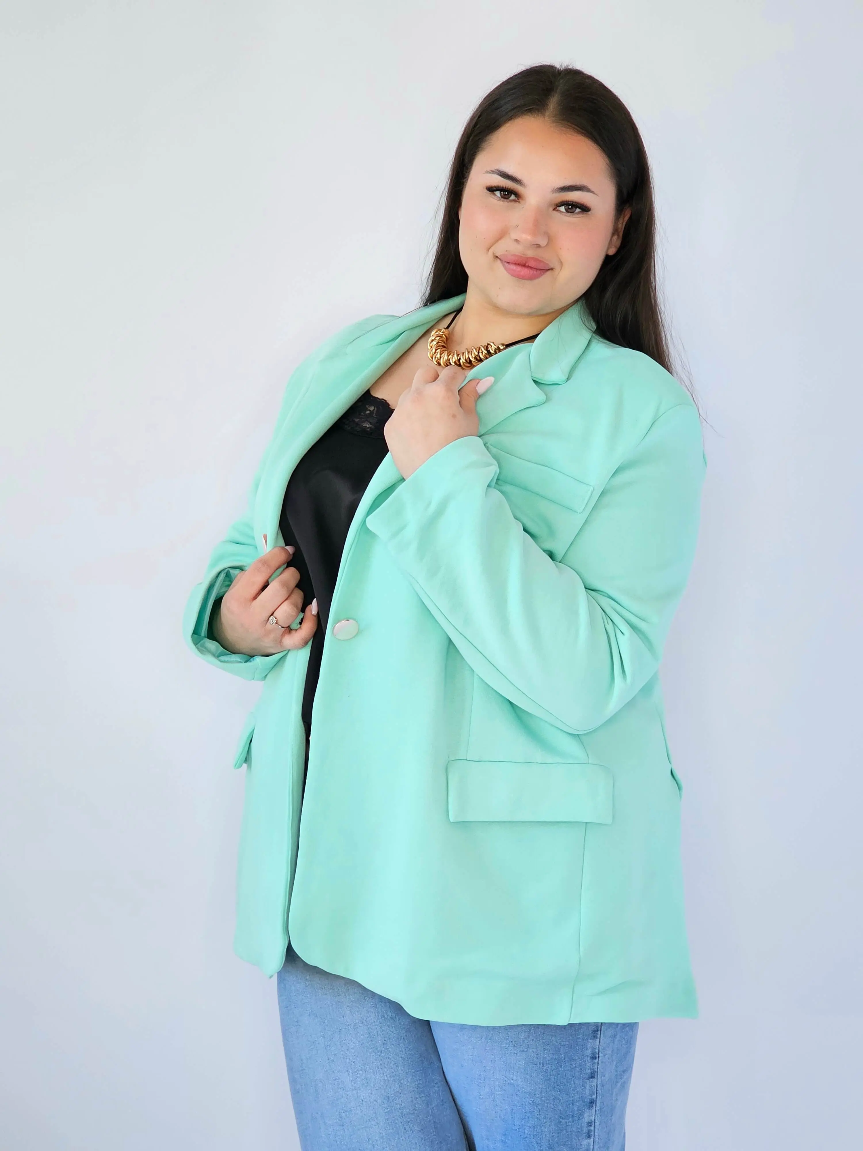 Marynarka plus size – elegancki fason dla kobiet XXL na każdą okazję - Image 12