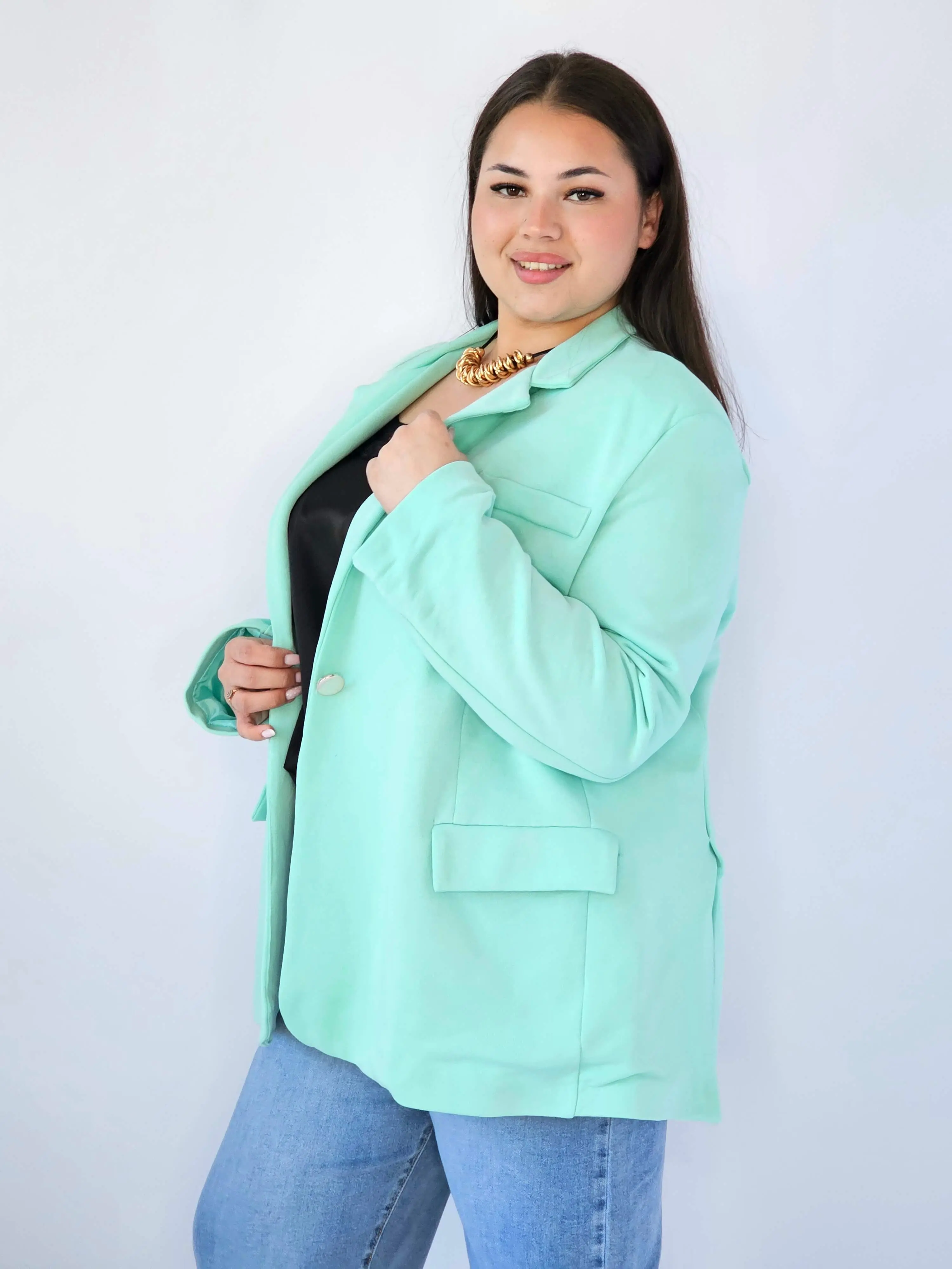 Marynarka plus size – elegancki fason dla kobiet XXL na każdą okazję - Image 3