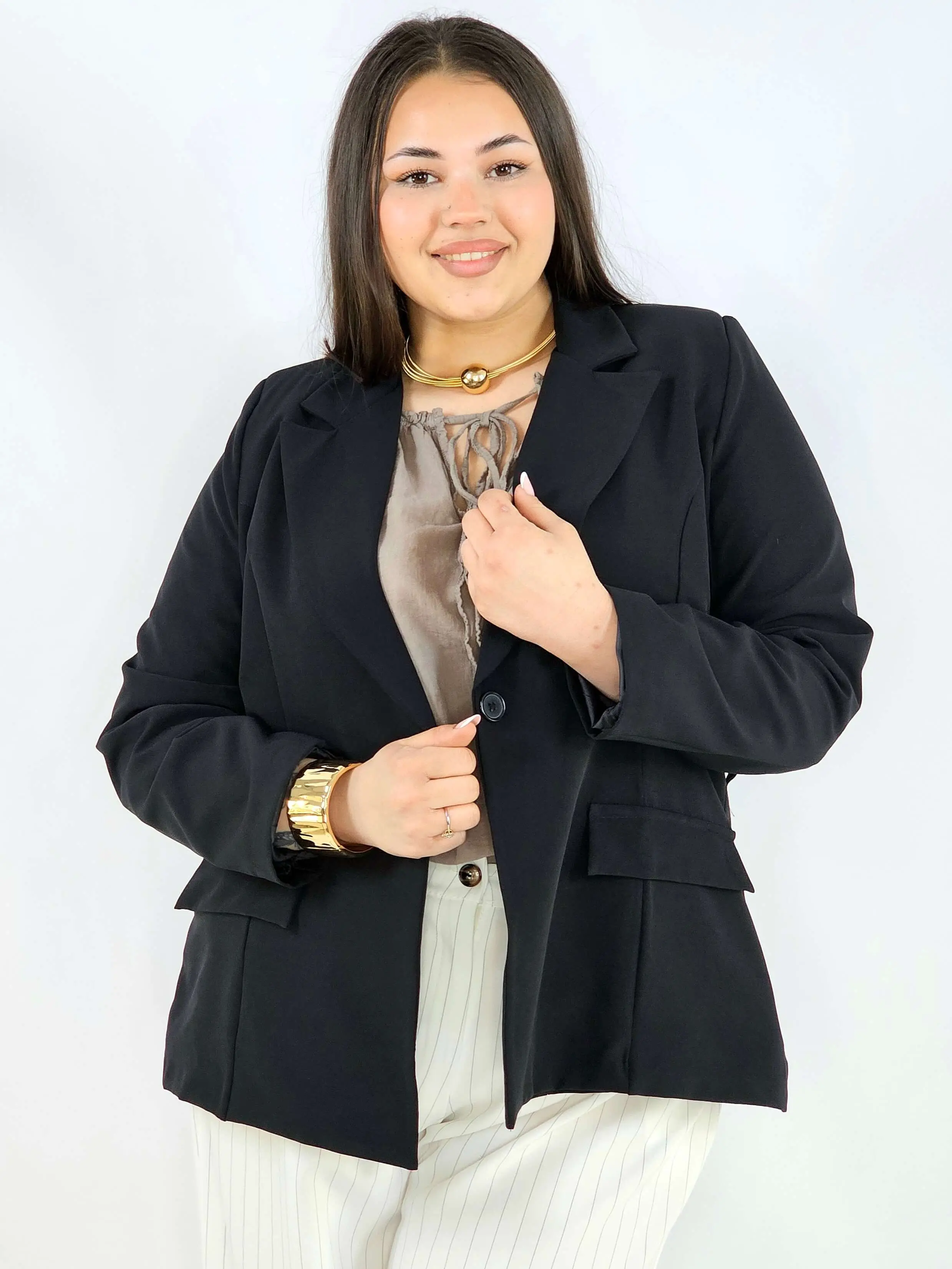 Marynarka plus size z wiązaniem elegancka dopasowana i kobieca - Image 10