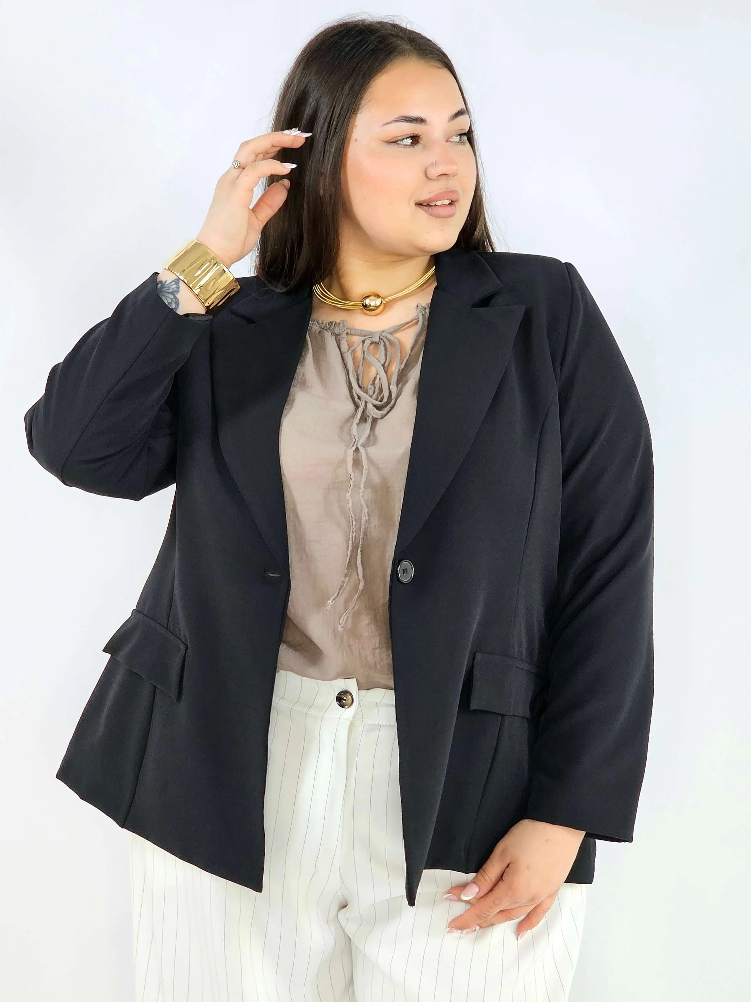 Marynarka plus size z wiązaniem elegancka dopasowana i kobieca - Image 4