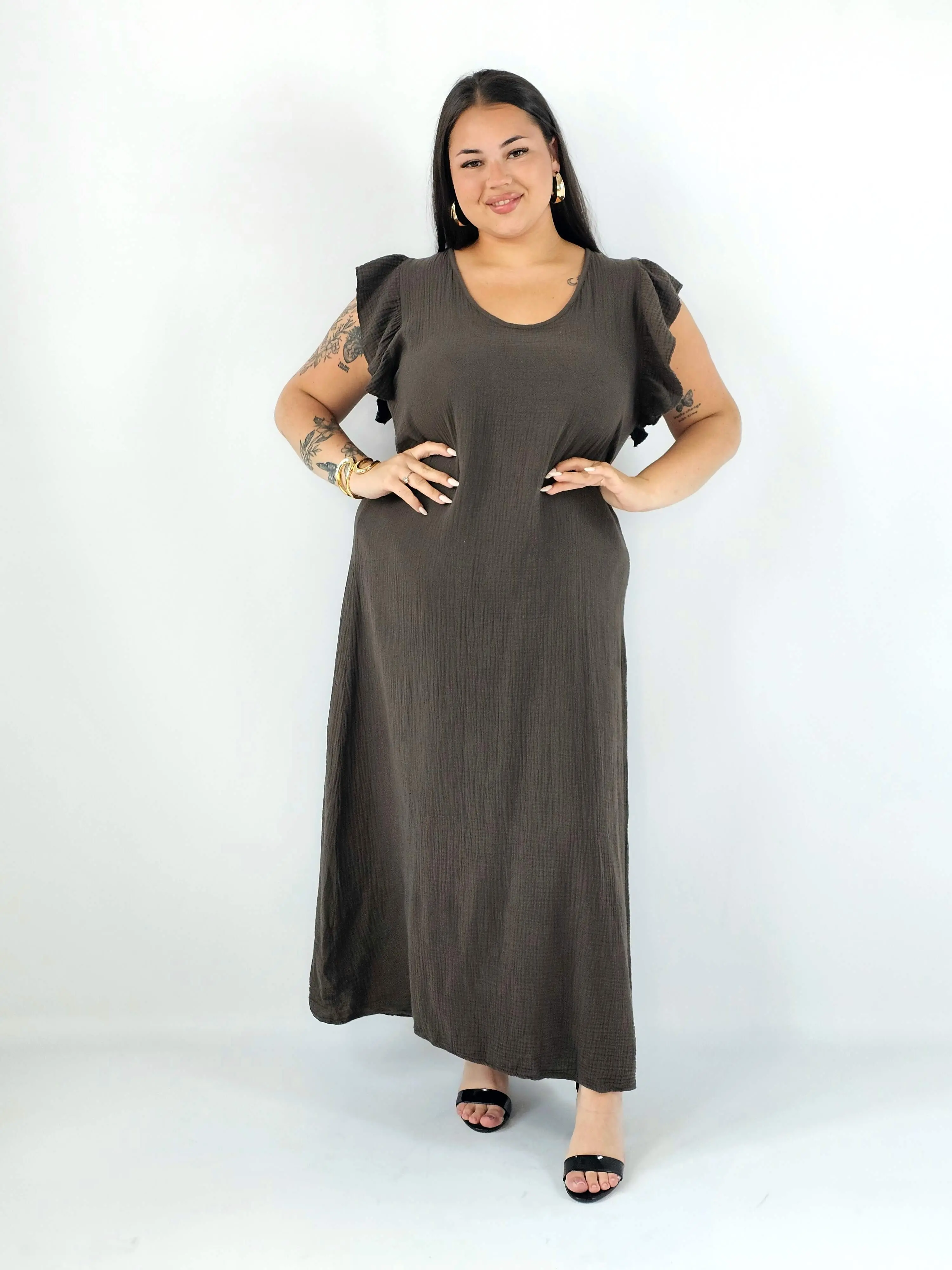 Sukienka plus size maxi z falbankowym rękawem i dekoltem na plecach - Image 2