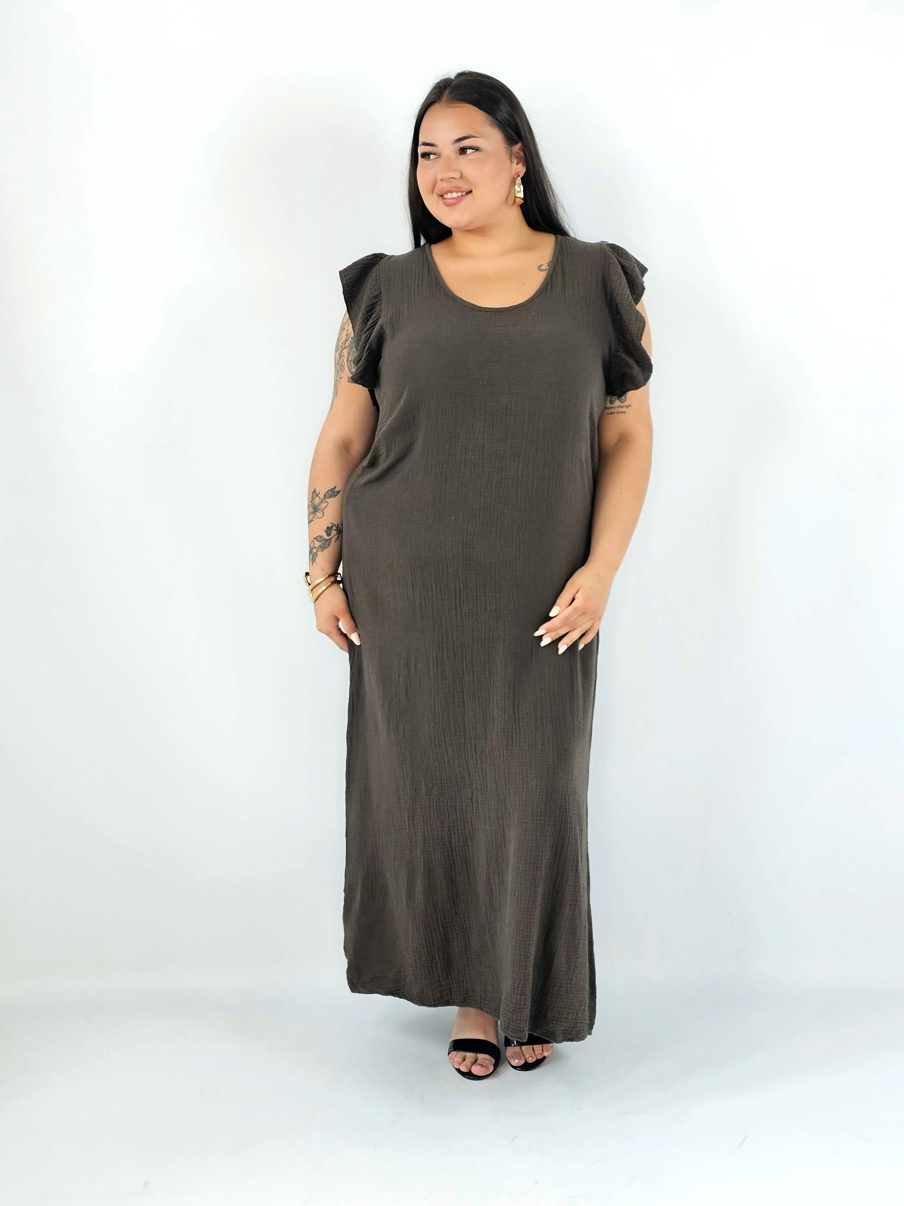 Sukienka plus size maxi z falbankowym rękawem i dekoltem na plecach - Image 4