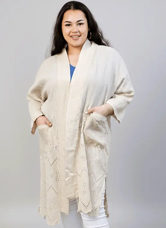 Narzutka lniana plus size z haftem – lekka i przewiewna narzutka XXL dla kobiet - Image 2