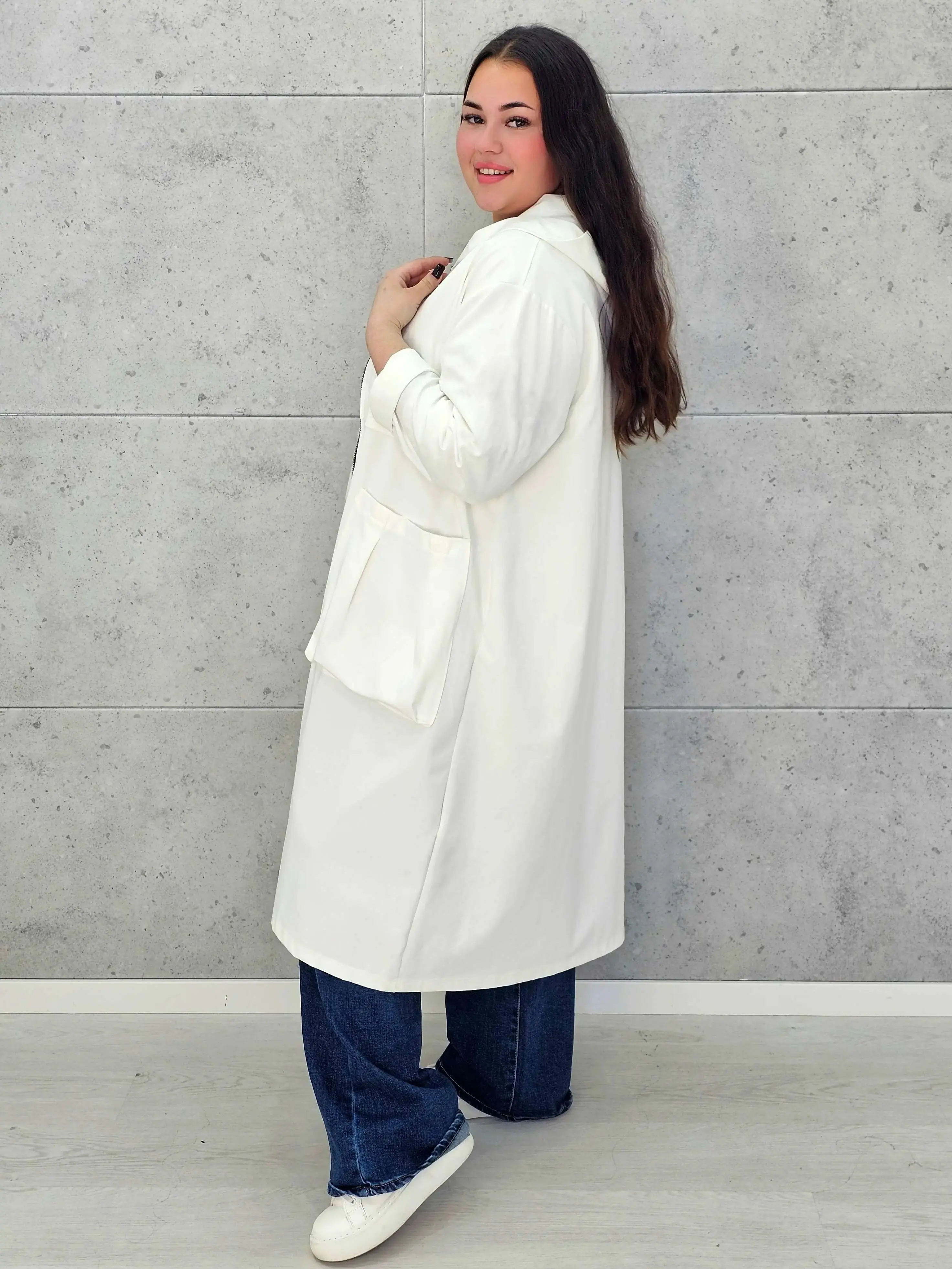 Płaszcz plus size StylowaXL – styl, komfort i kobieca elegancja - Image 17