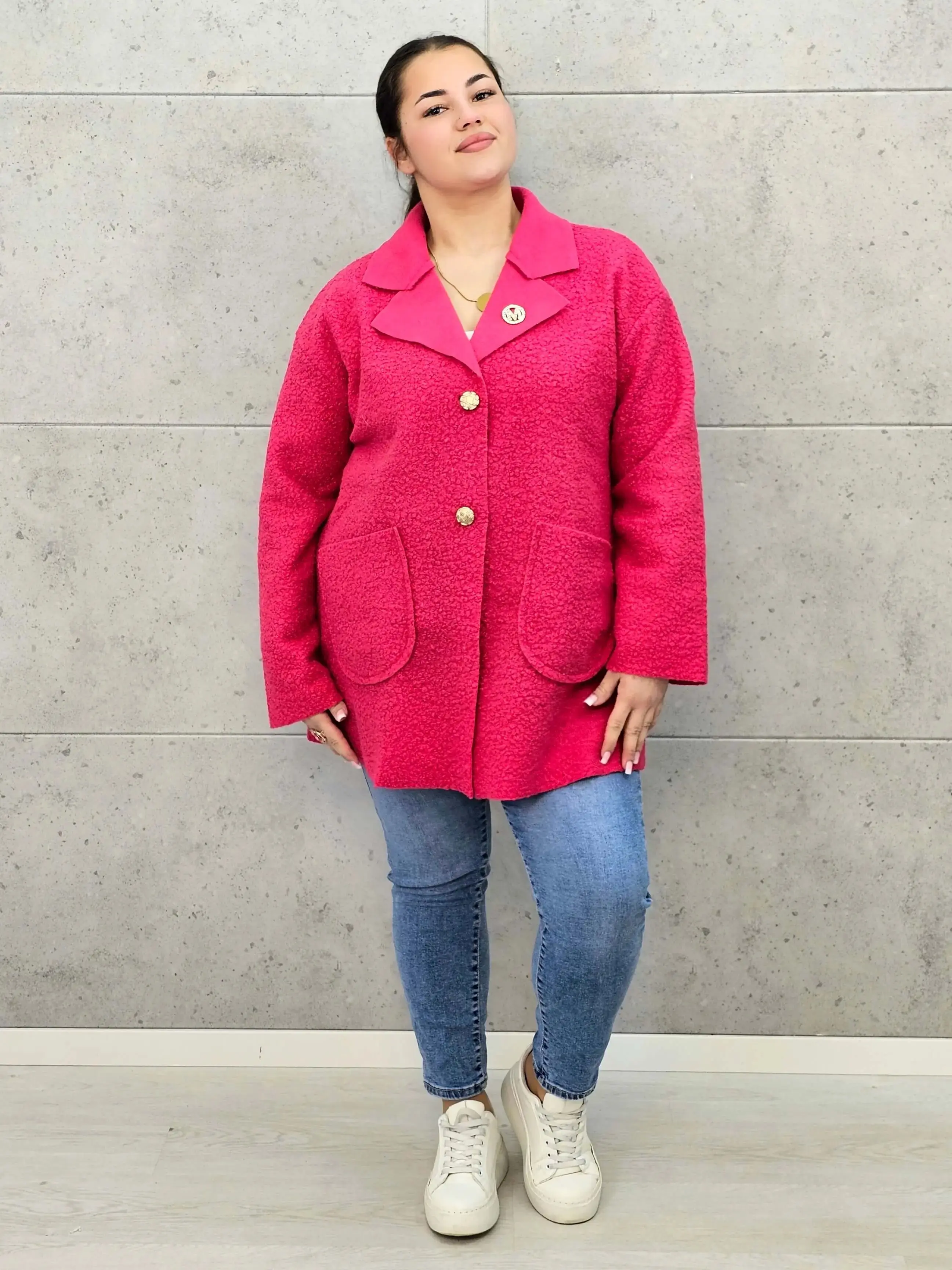 Płaszcz plus size z dużymi kieszeniami – miękki, stylowy, idealny na chłodniejsze dni - Image 3