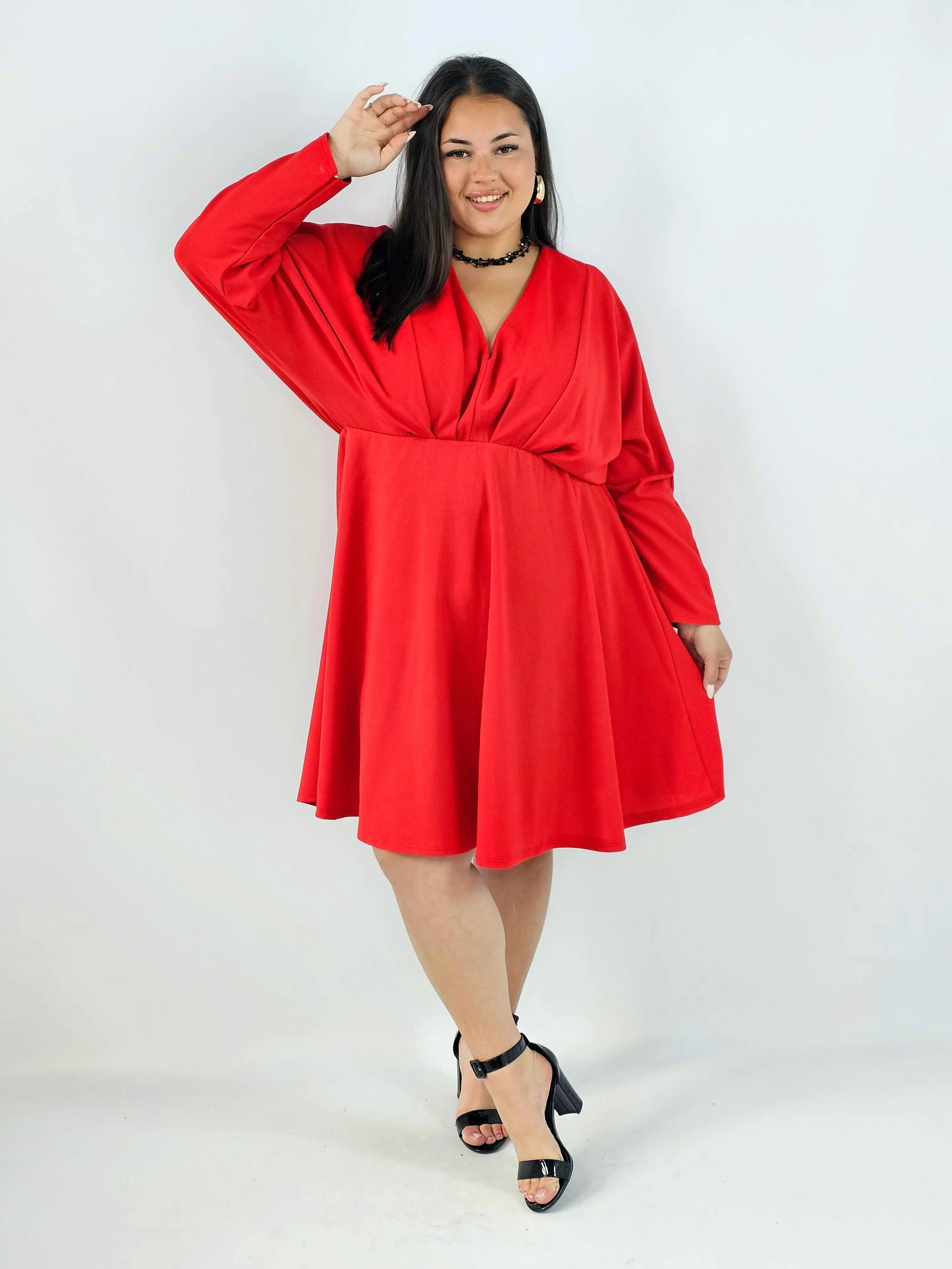 Sukienka plus size z dekoltem w serek - Image 5
