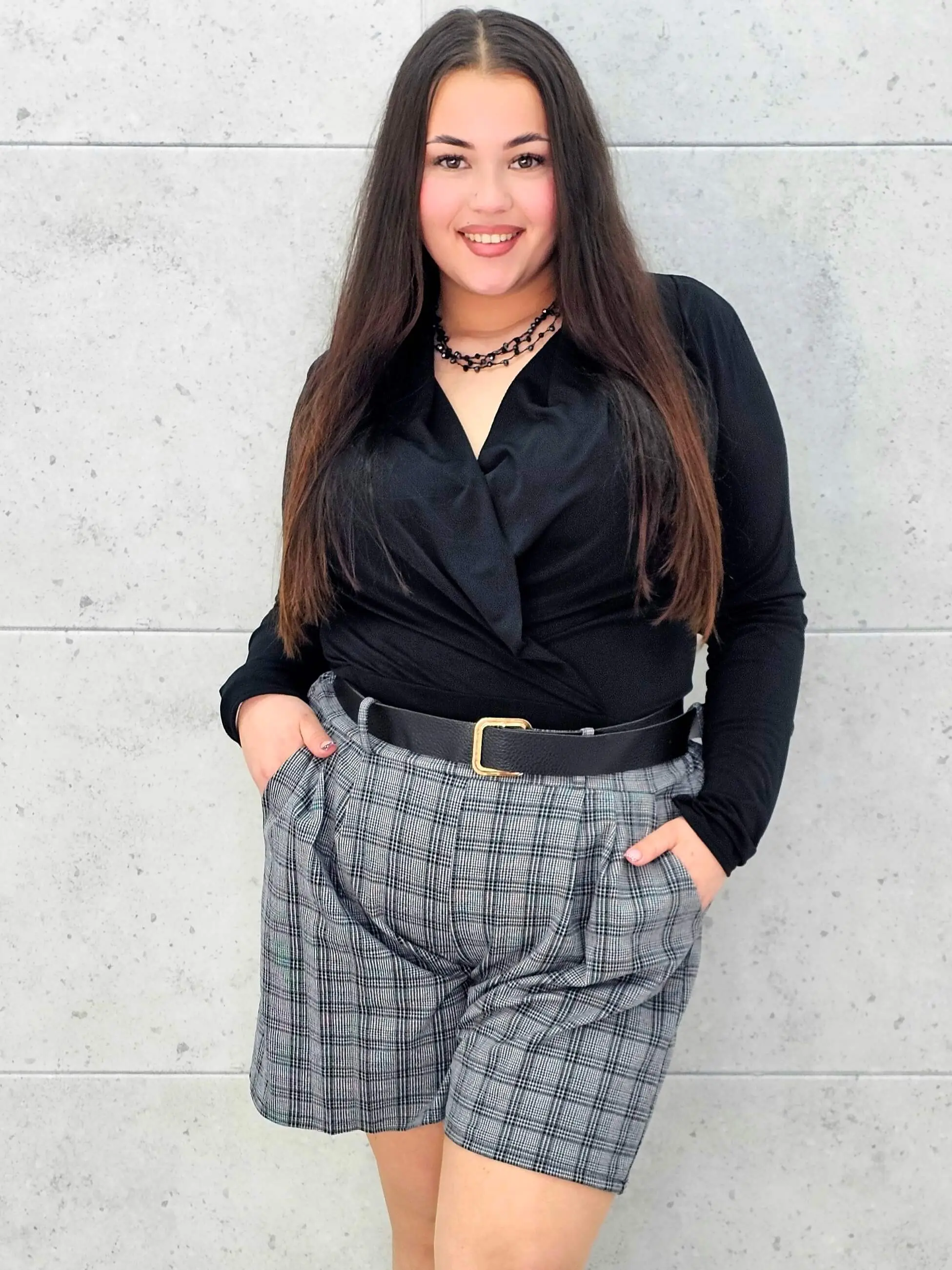 Spodenki plus size w kratę – elegancja i wygoda w modnym wydaniu Stylowa XL - Image 5