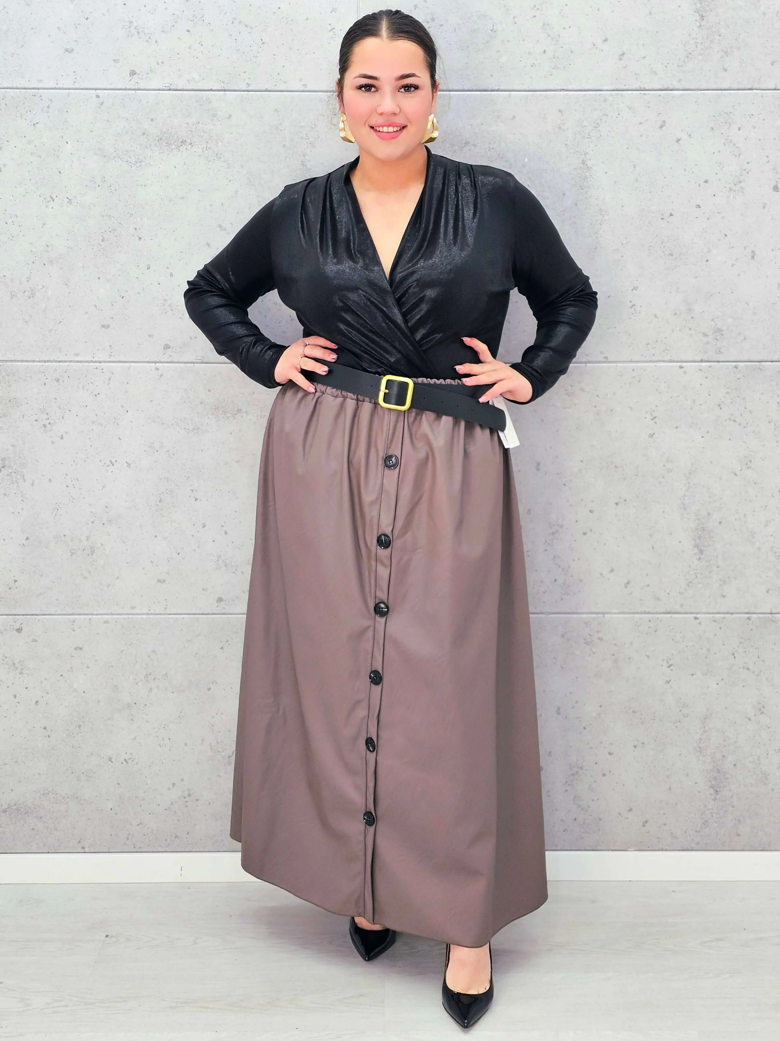 Spódnica Plus Size z Ekoskóry StylowaXL – Styl, Komfort i Kobiecy Detal dla Kobiet XXL - Image 7