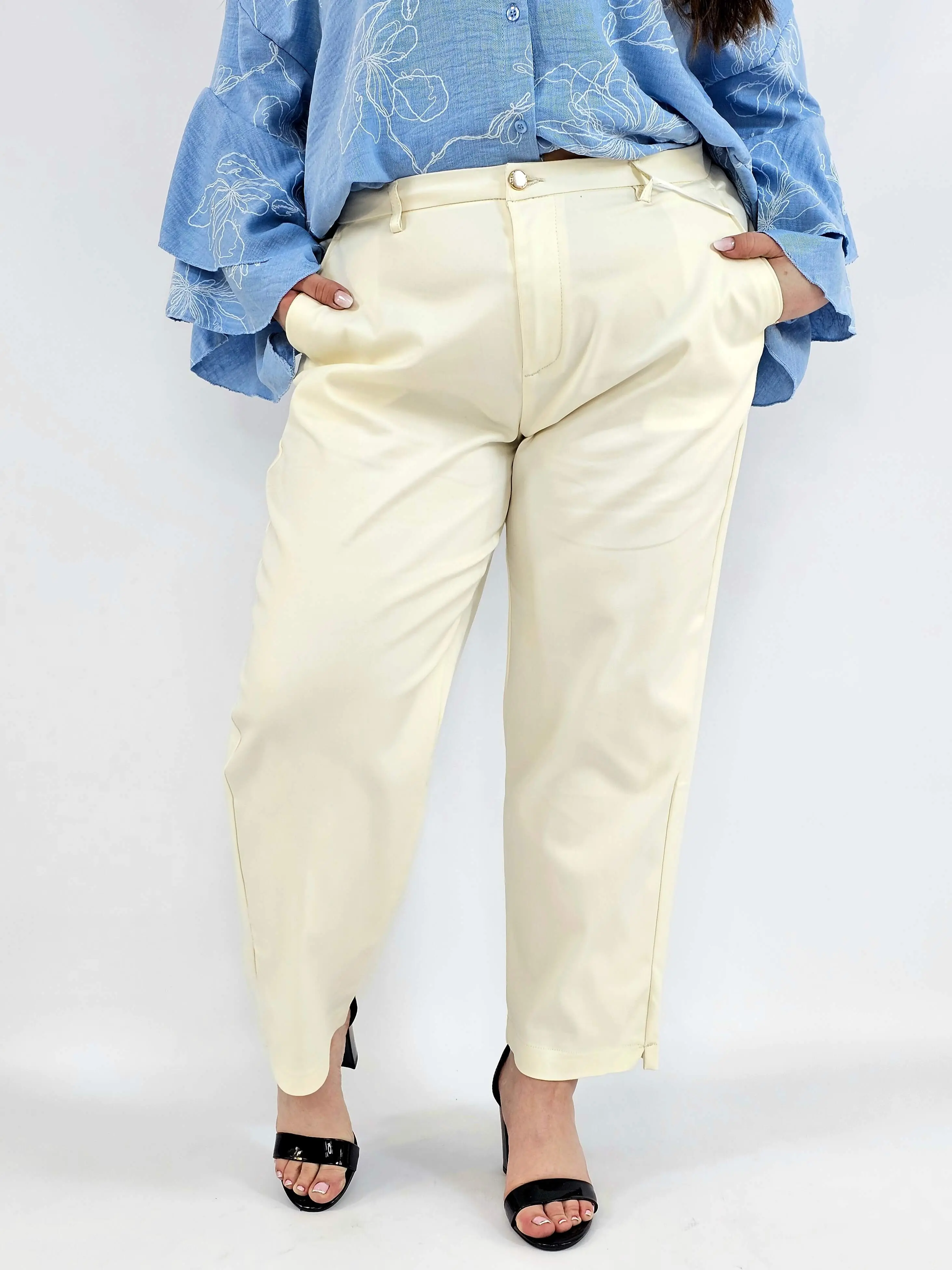 Spodnie Cygaretki Plus Size z Paskiem StylowaXL – Elegancja i Komfort dla Kobiet XXL - Image 9