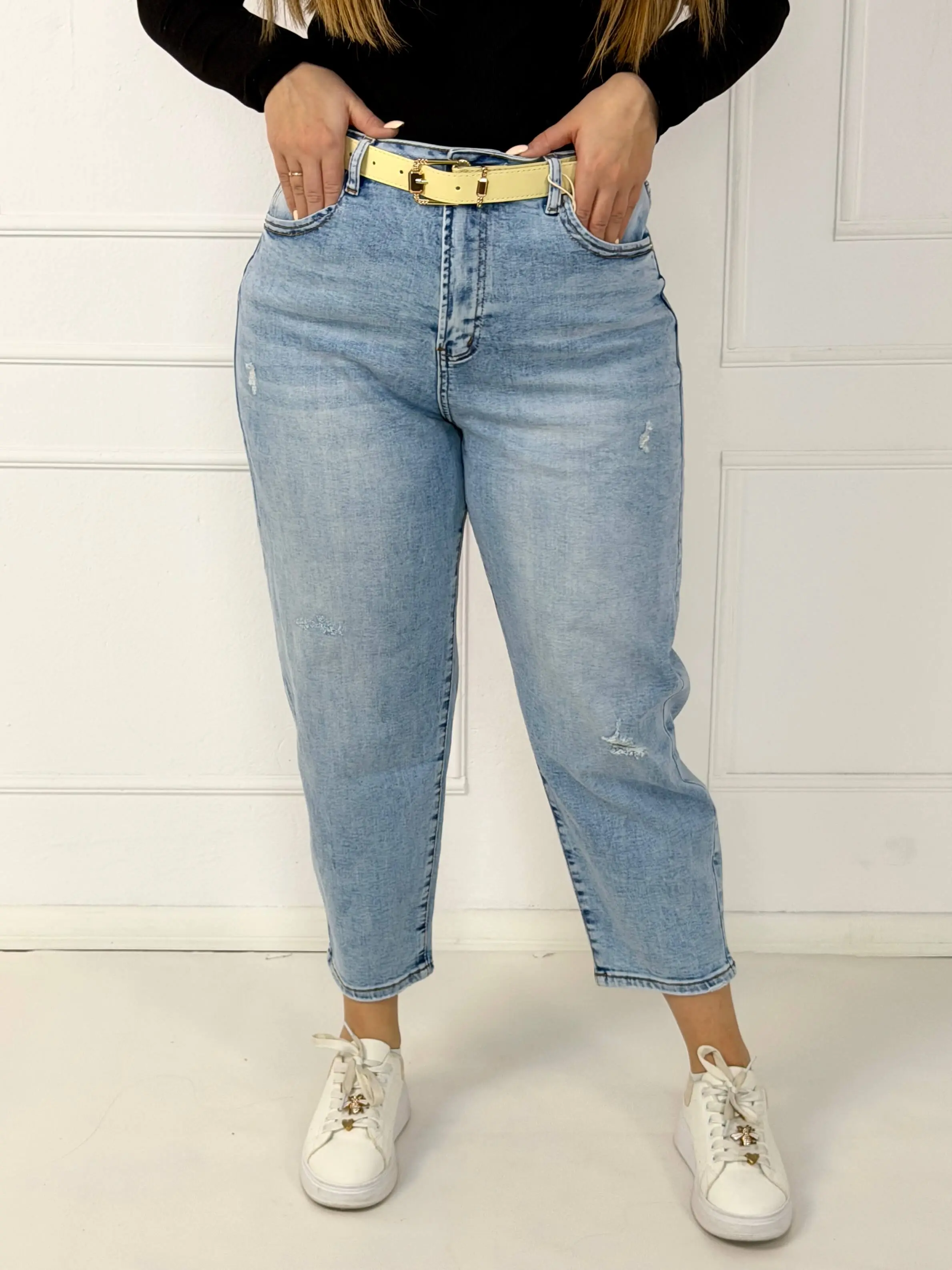 Spodnie jeansowe plus size z wysokim stanem i przetarciami M.Sara - Image 2