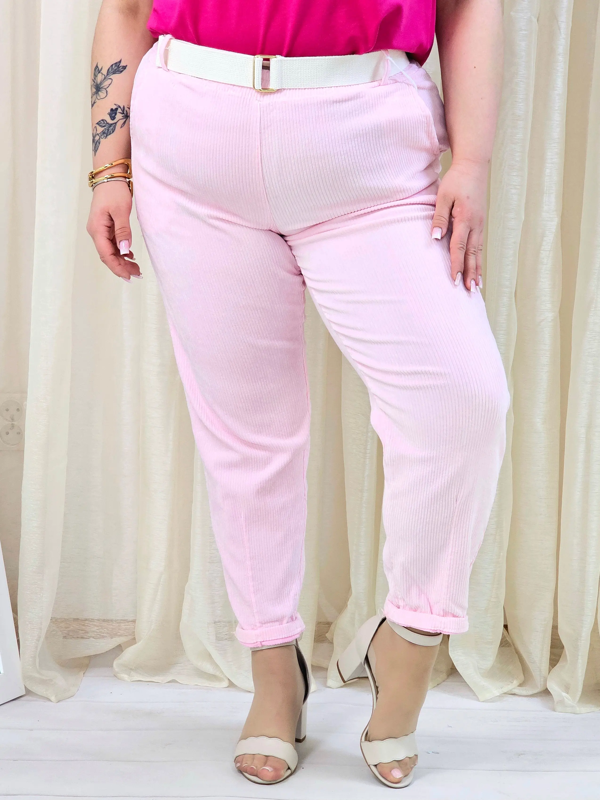 Spodnie plus size Livans sztruksowe – stylowe spodnie damskie XXL - Image 8