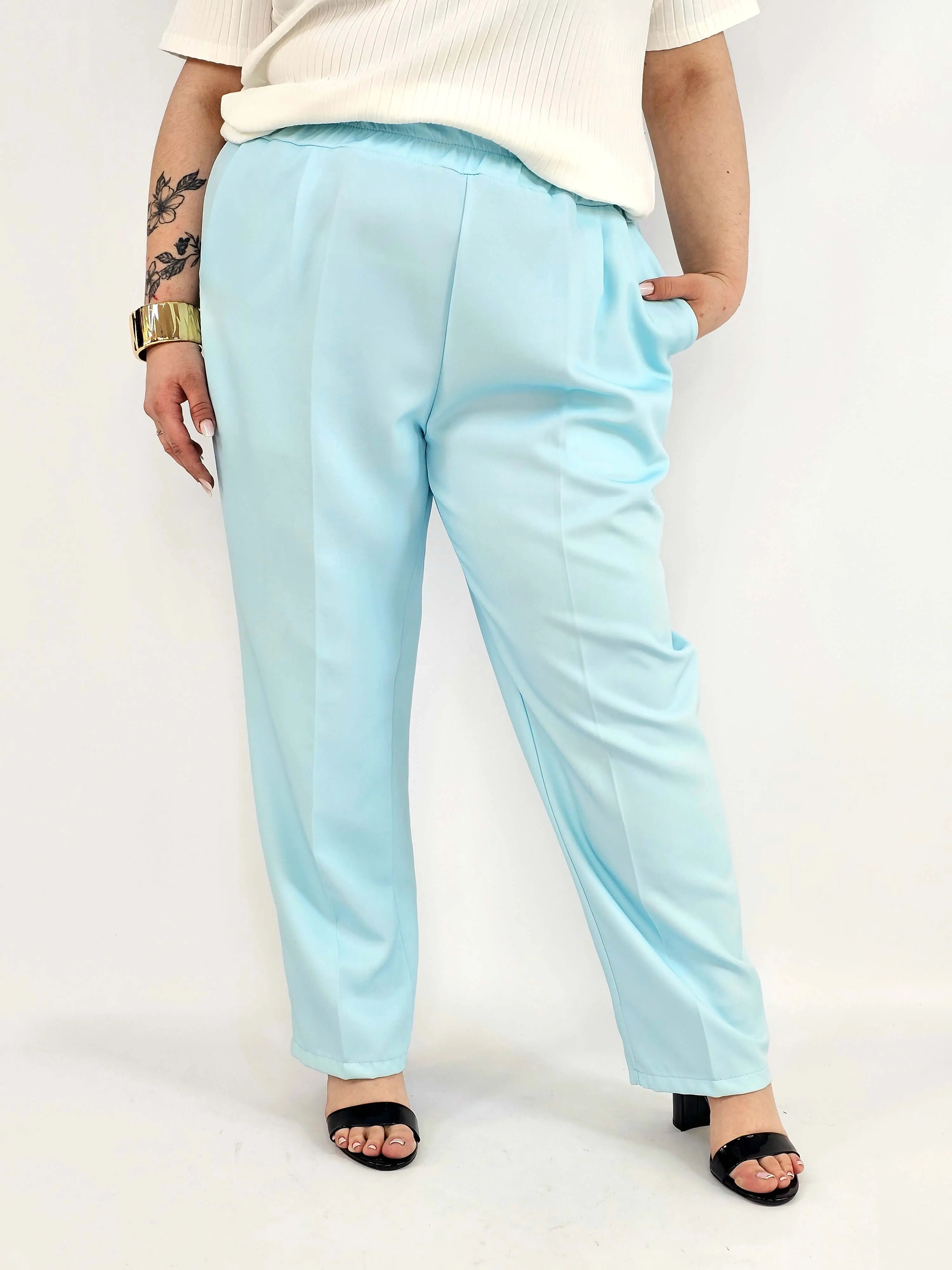 Spodnie plus size – wygodne, stylowe i idealne na każdą okazję - Image 5