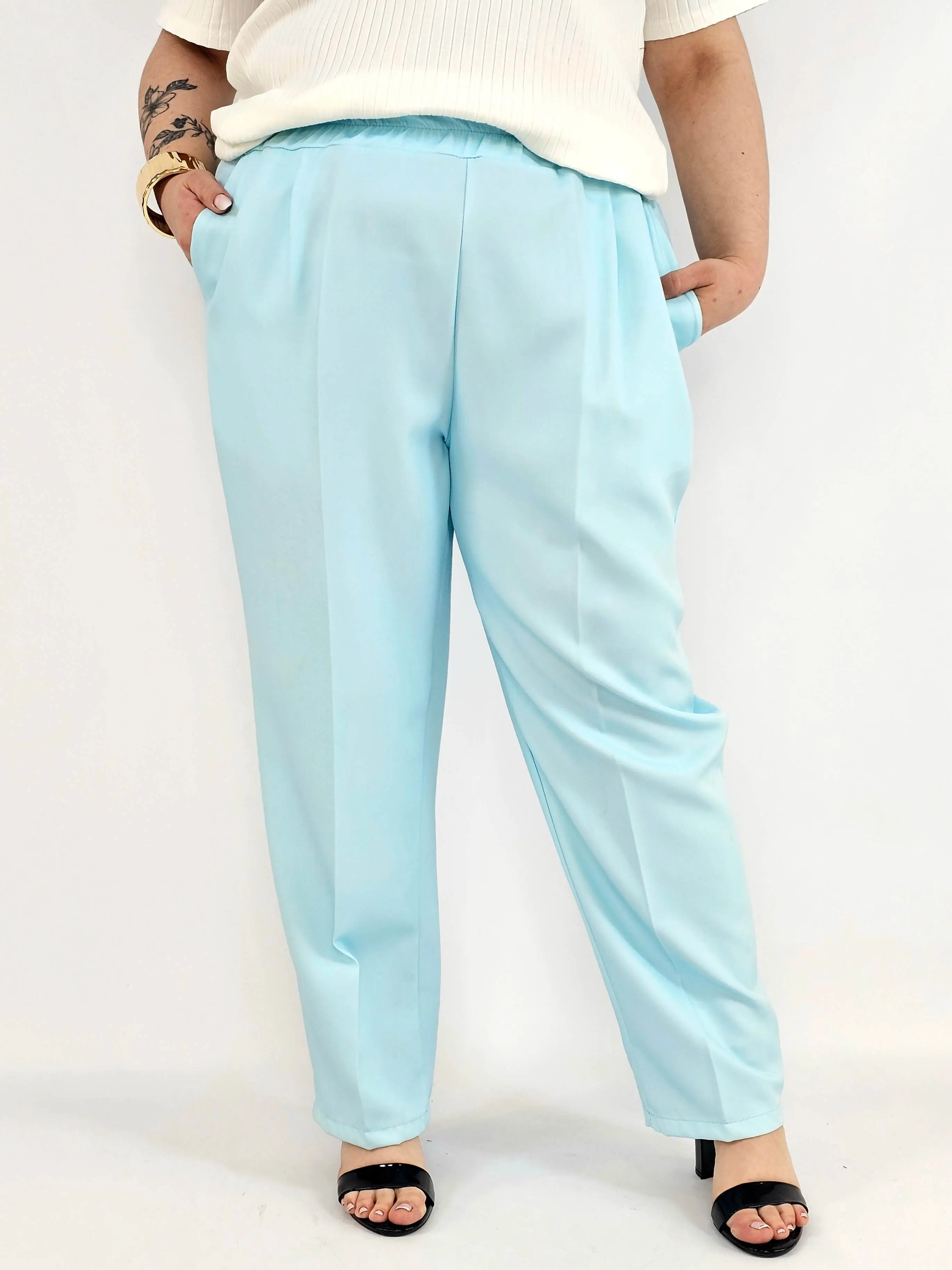 Spodnie plus size – wygodne, stylowe i idealne na każdą okazję - Image 7