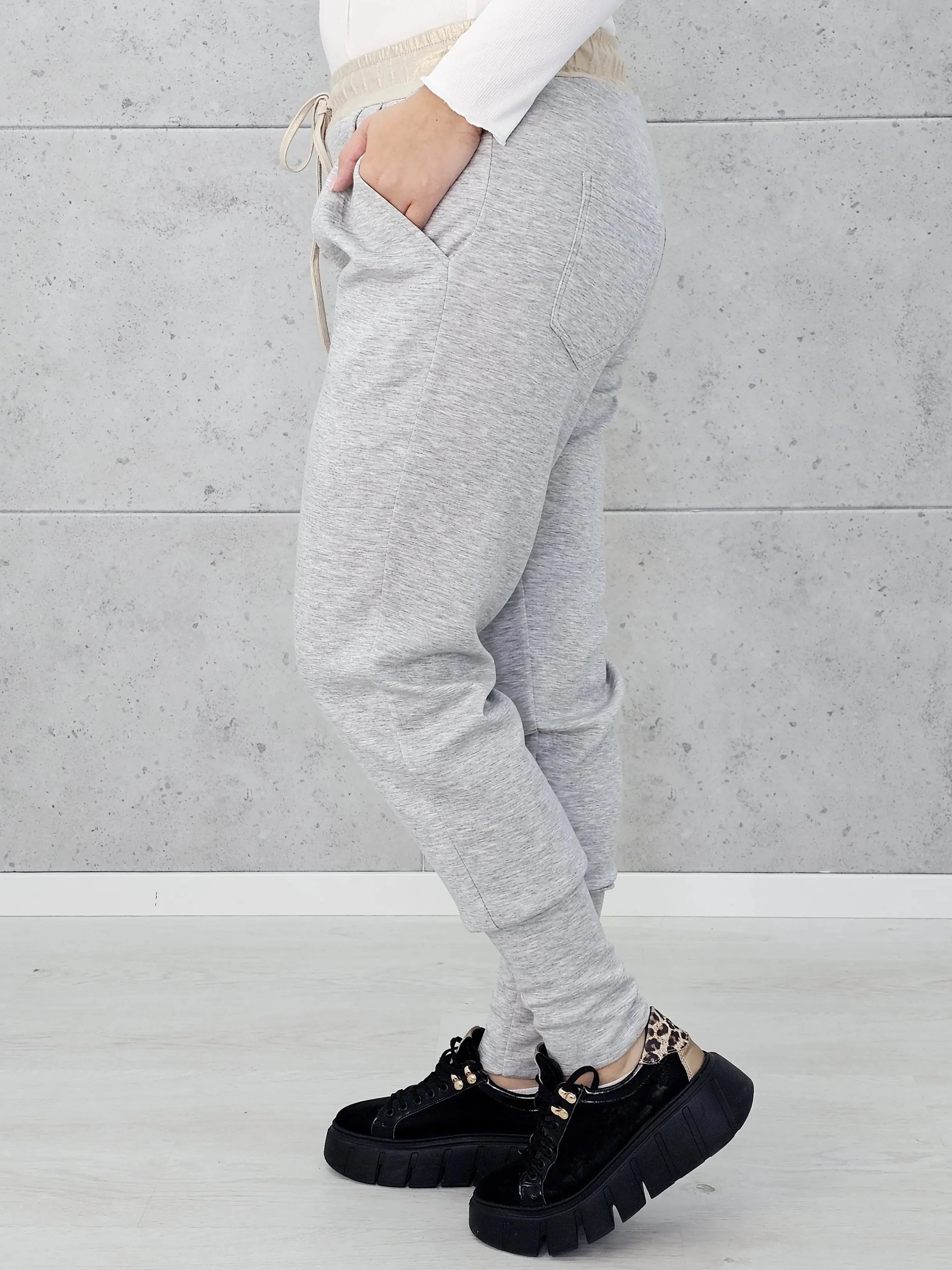 Spodnie plus size z elastycznym pasem – wygodne spodnie damskie XXL - Image 17