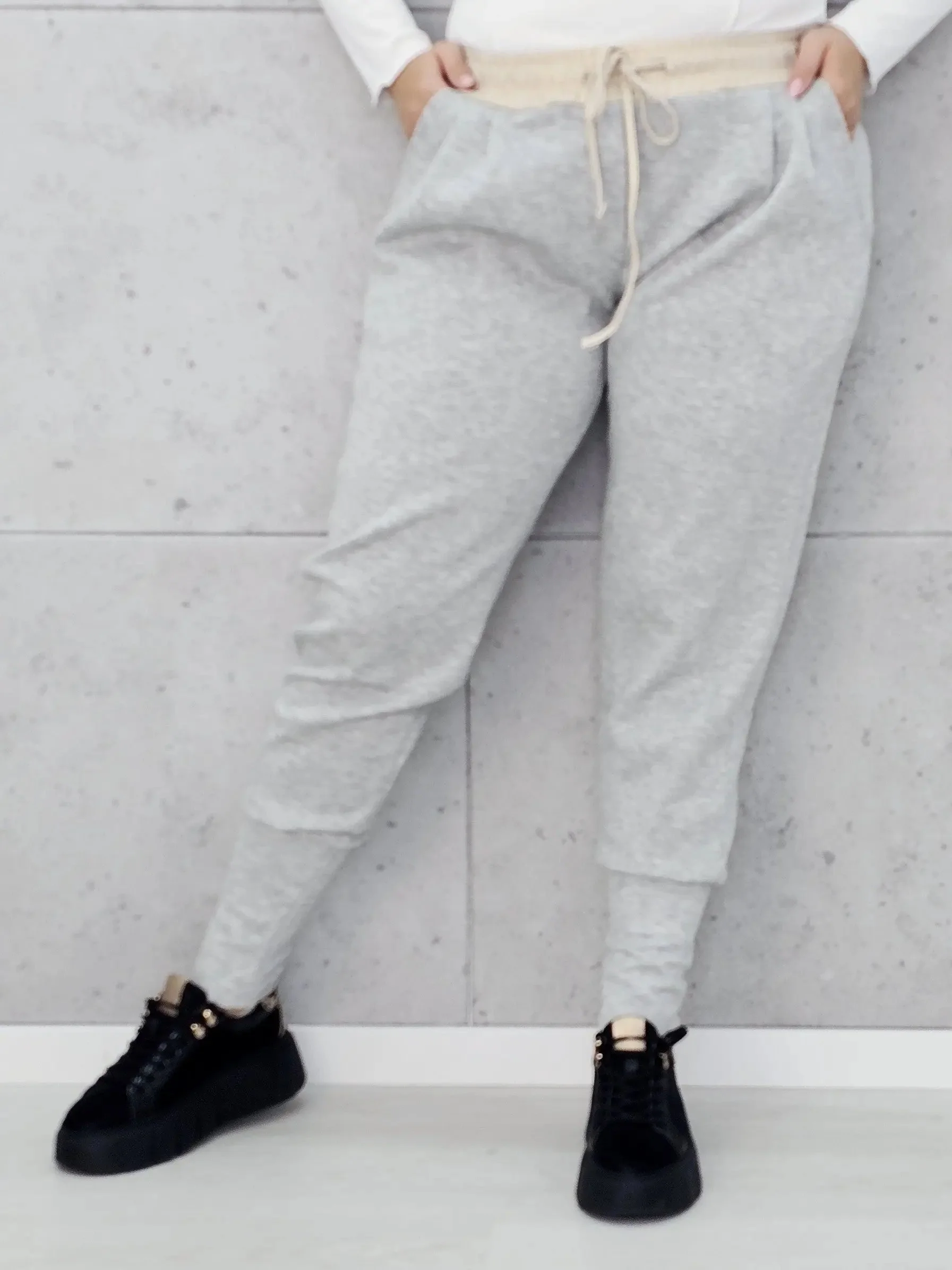 Spodnie plus size z elastycznym pasem – wygodne spodnie damskie XXL - Image 5
