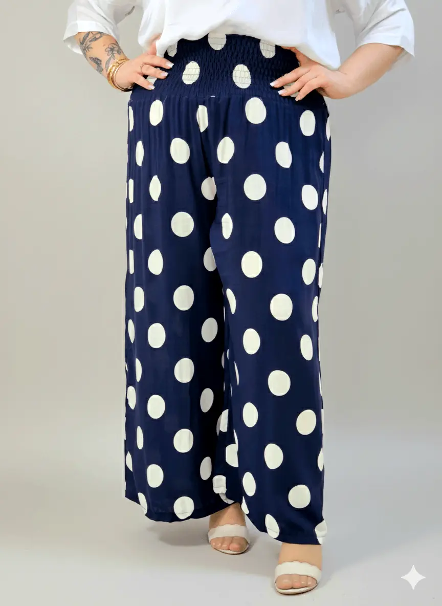 Spodnie plus size z szeroką nogawką i elastycznym pasem