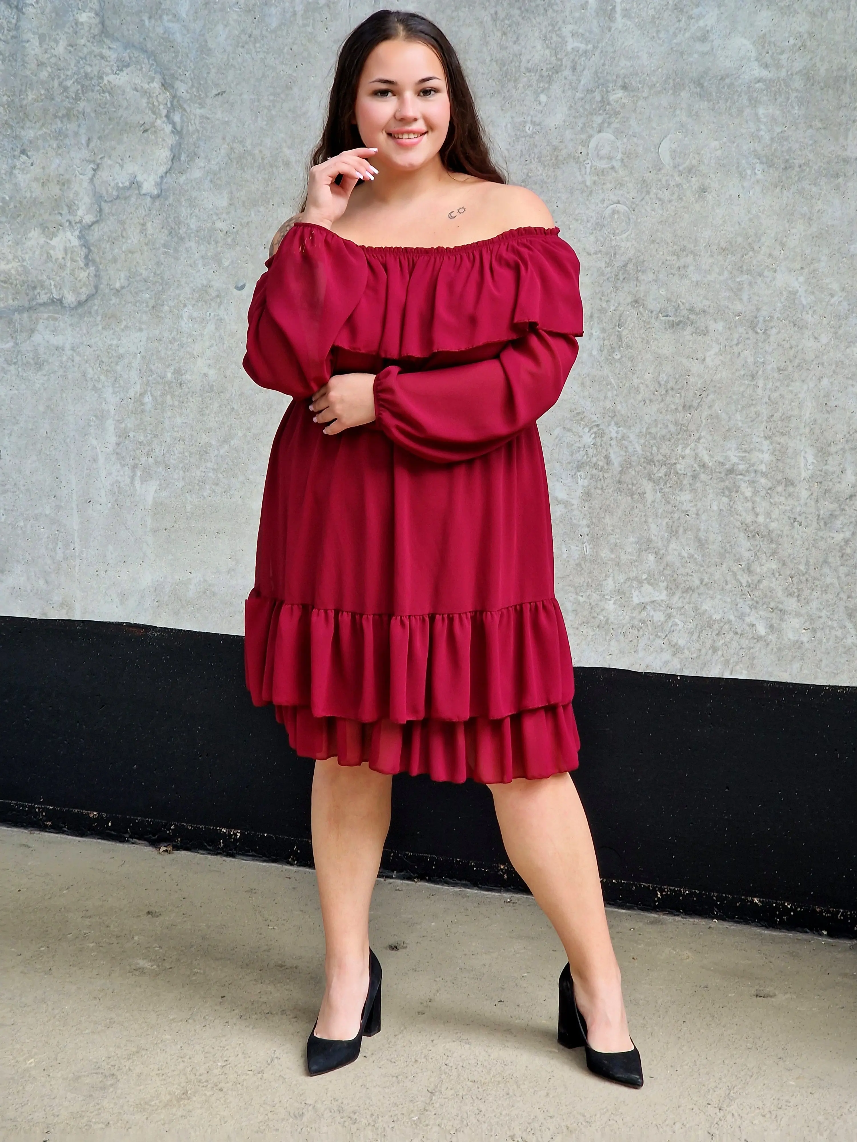 Sukienka hiszpanka plus size – zmysłowa, kobieca i modna propozycja na każdą okazję - Image 3