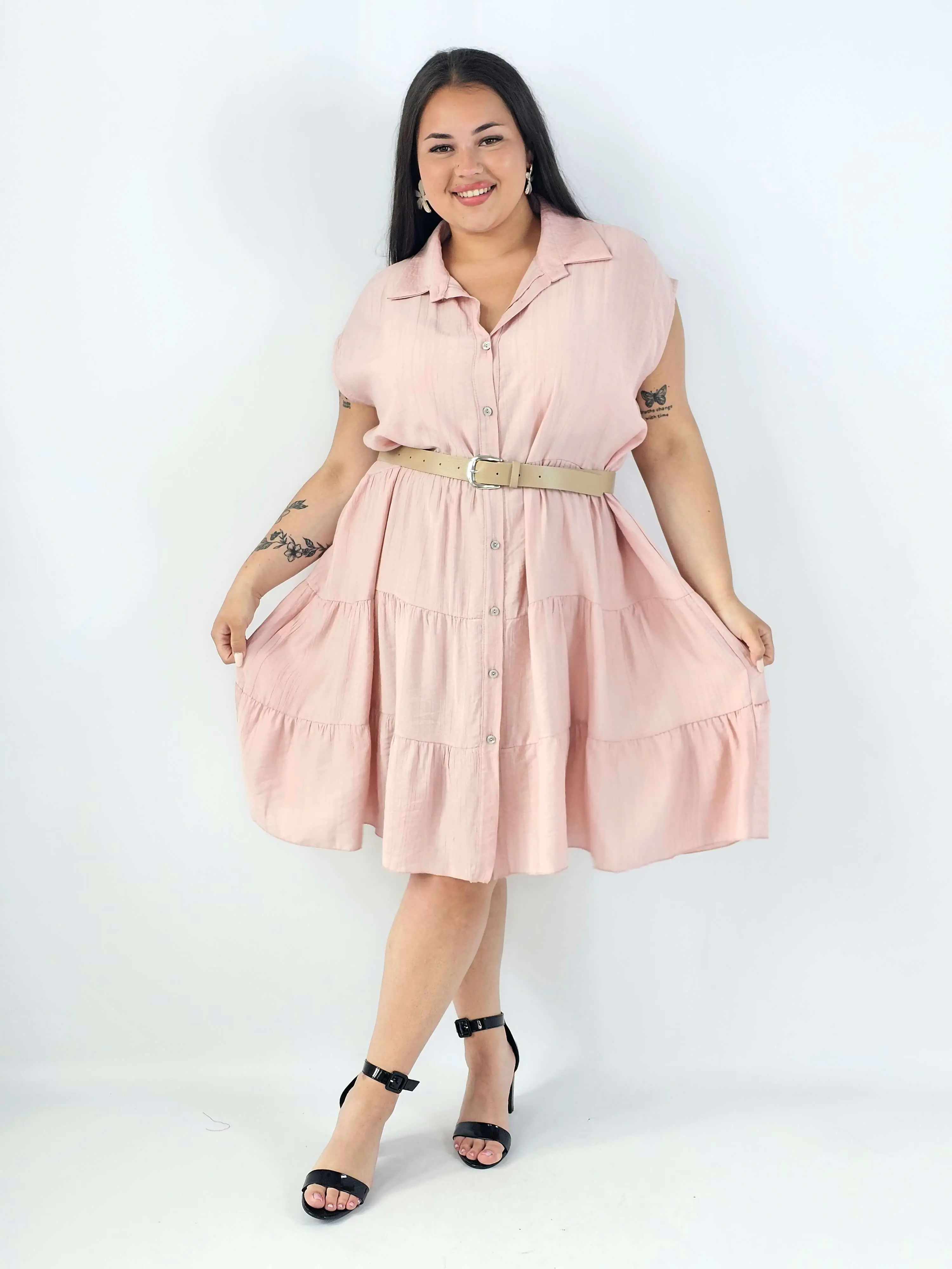 Sukienka koszulowa plus size XXL z paskiem i falbanami