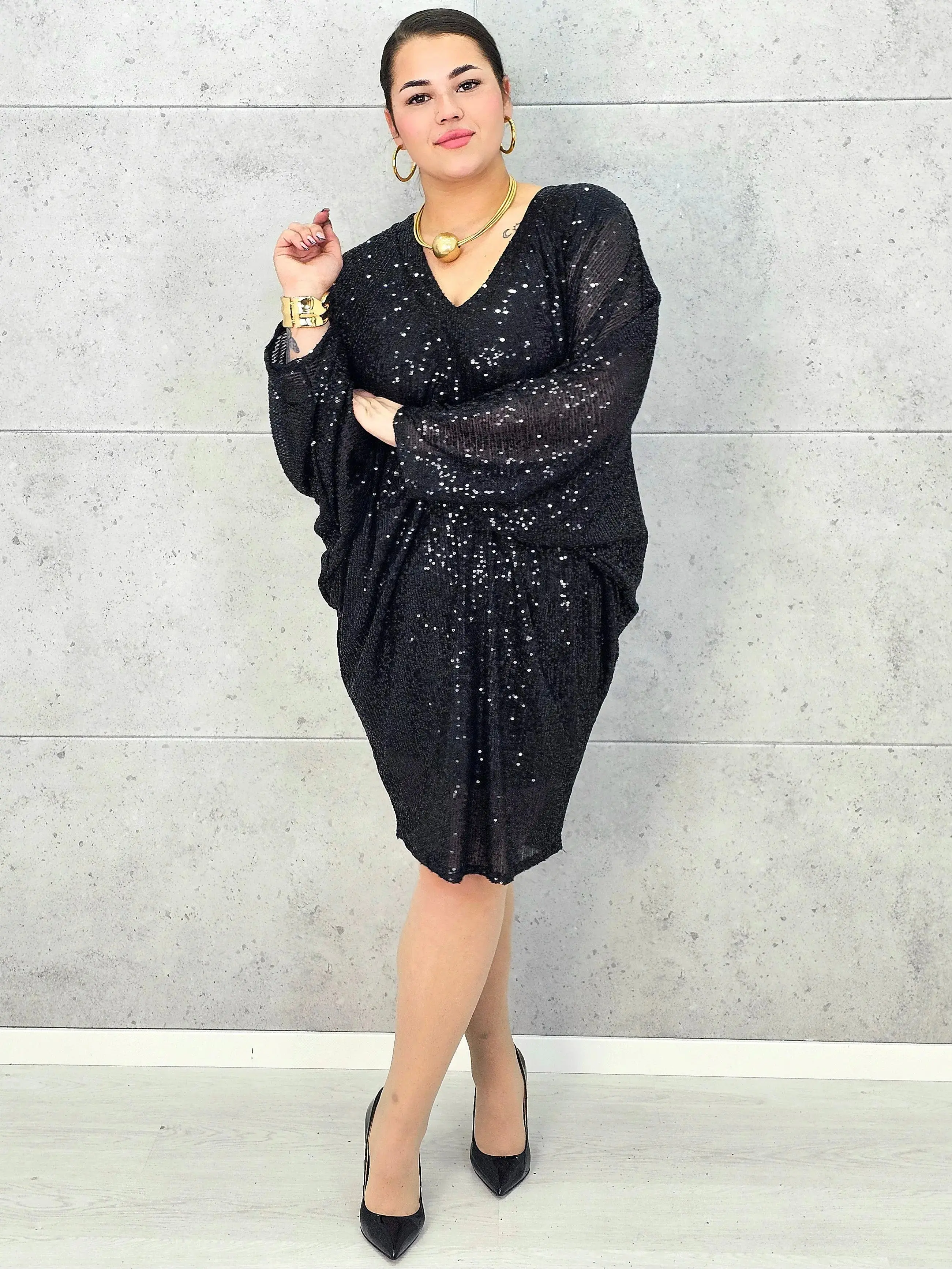 Sukienka plus size cekinowa – wyjątkowa moda XXL - Image 8