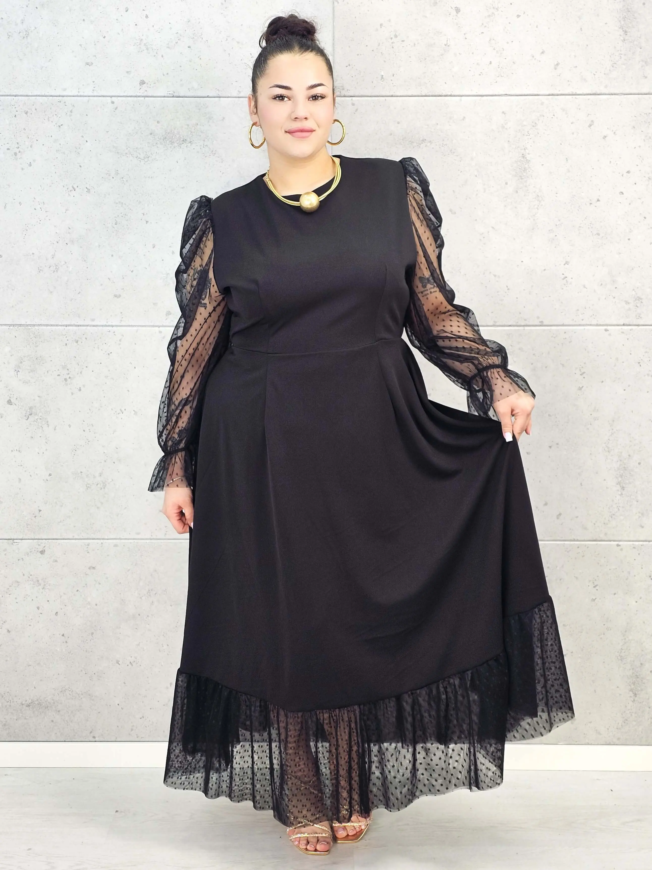 Sukienka plus size czarna maxi z transparentnymi rękawami – elegancja i lekkość - Image 8