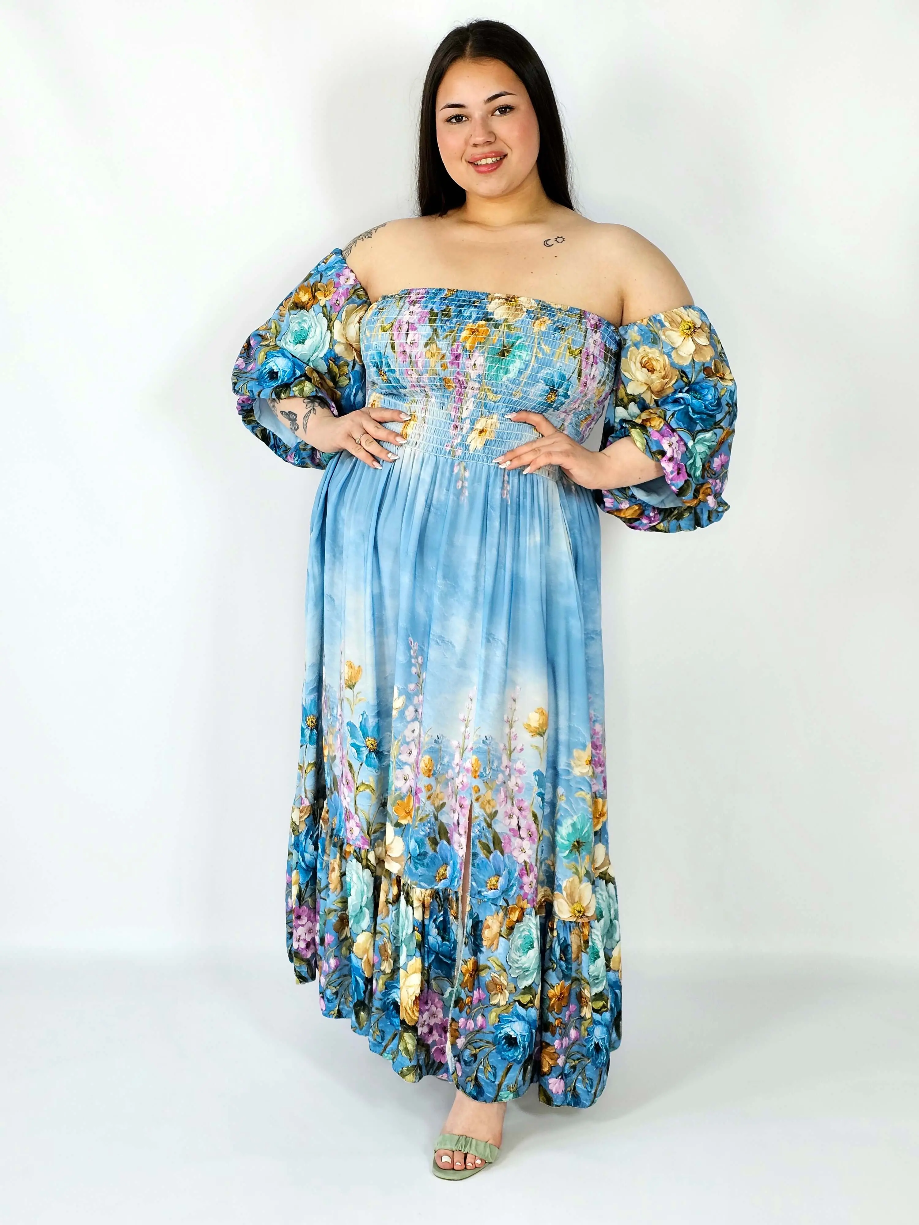 Sukienka plus size hiszpanka z marszczeniem i odkrytymi ramionami - Image 12