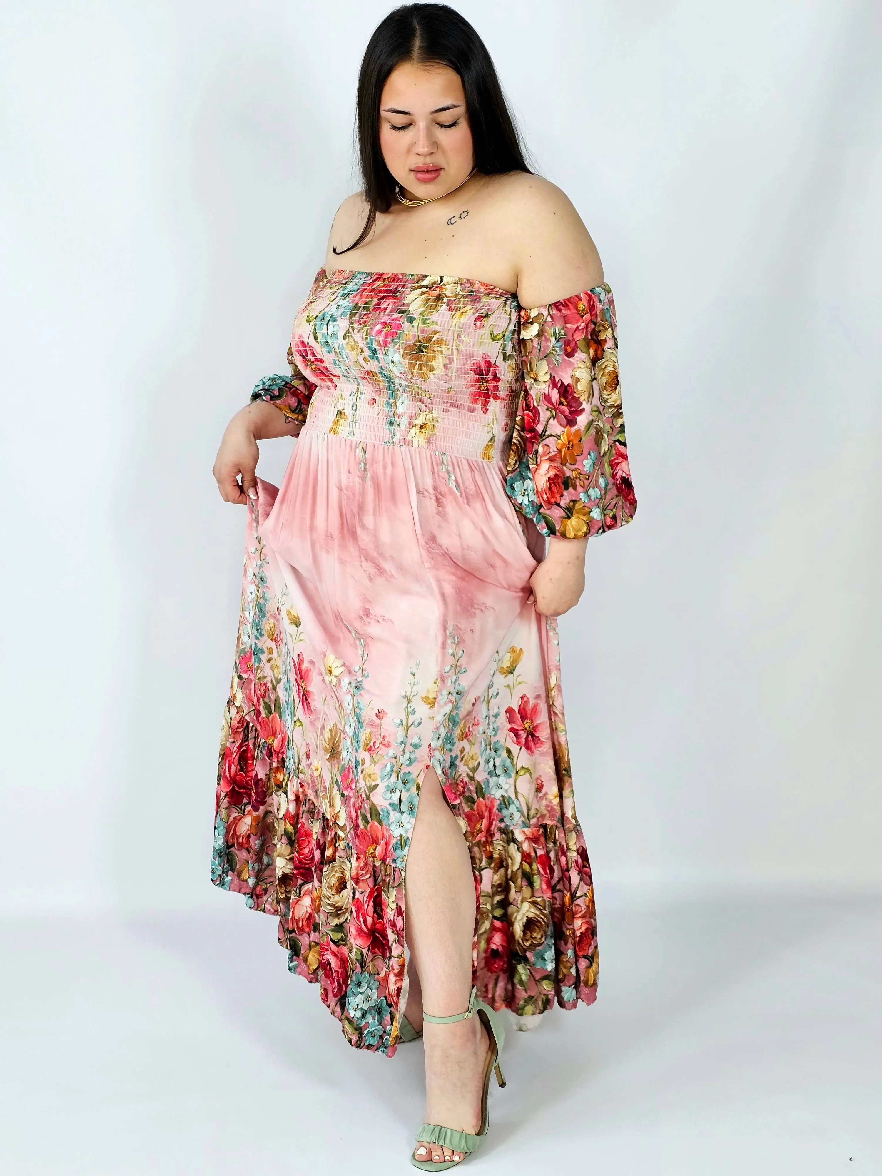 Sukienka plus size hiszpanka z marszczeniem i odkrytymi ramionami - Image 24