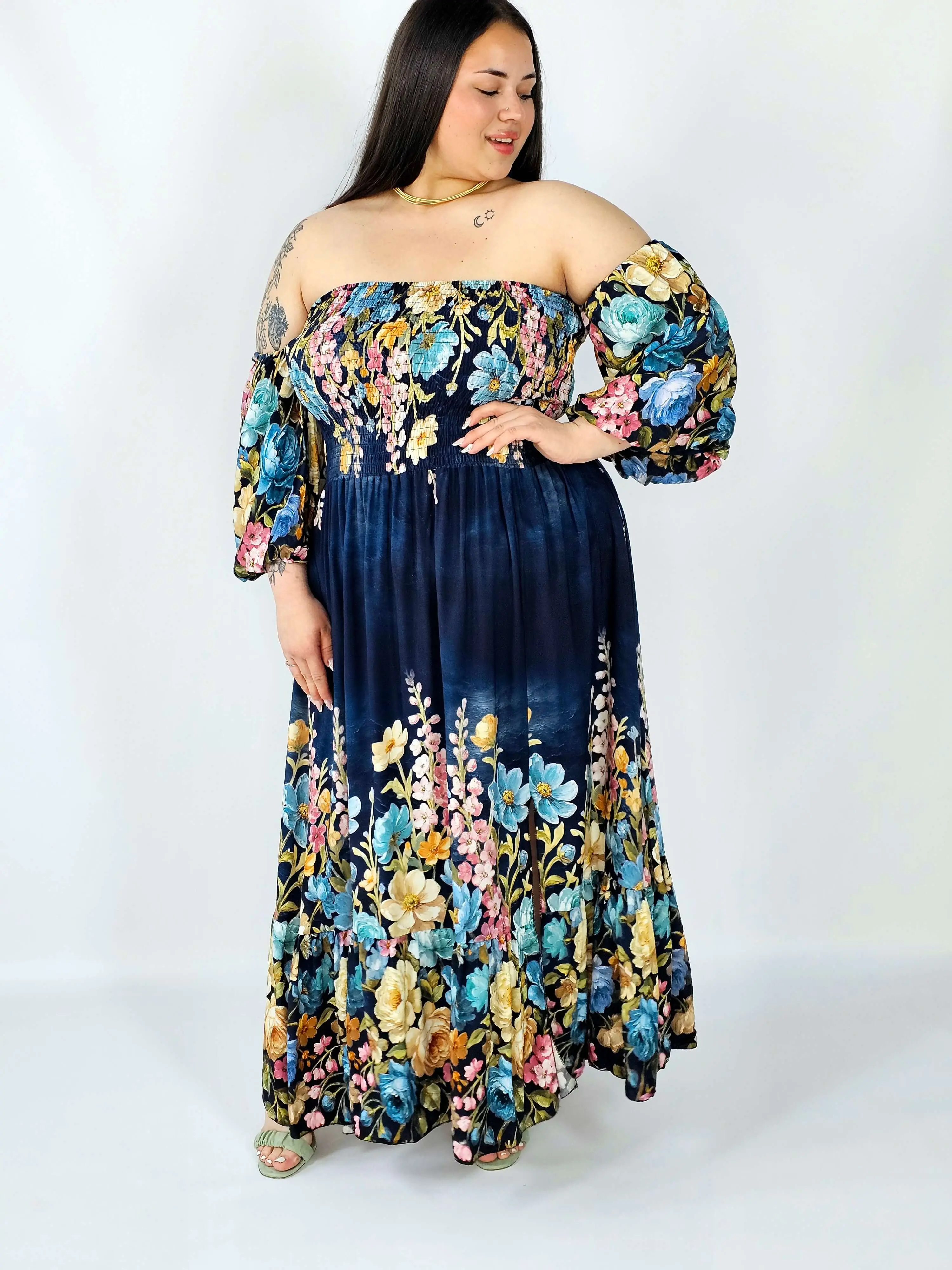 Sukienka plus size hiszpanka z marszczeniem i odkrytymi ramionami - Image 28