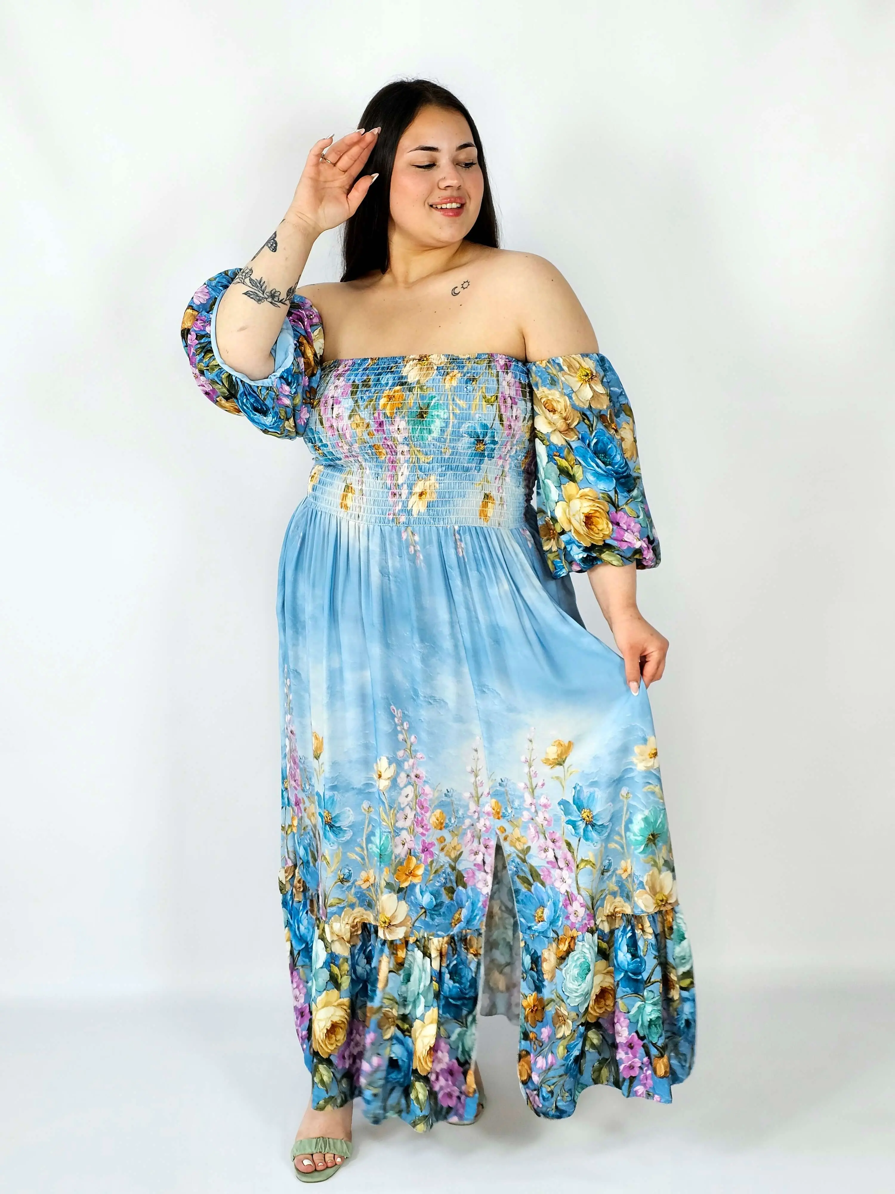 Sukienka plus size hiszpanka z marszczeniem i odkrytymi ramionami - Image 4