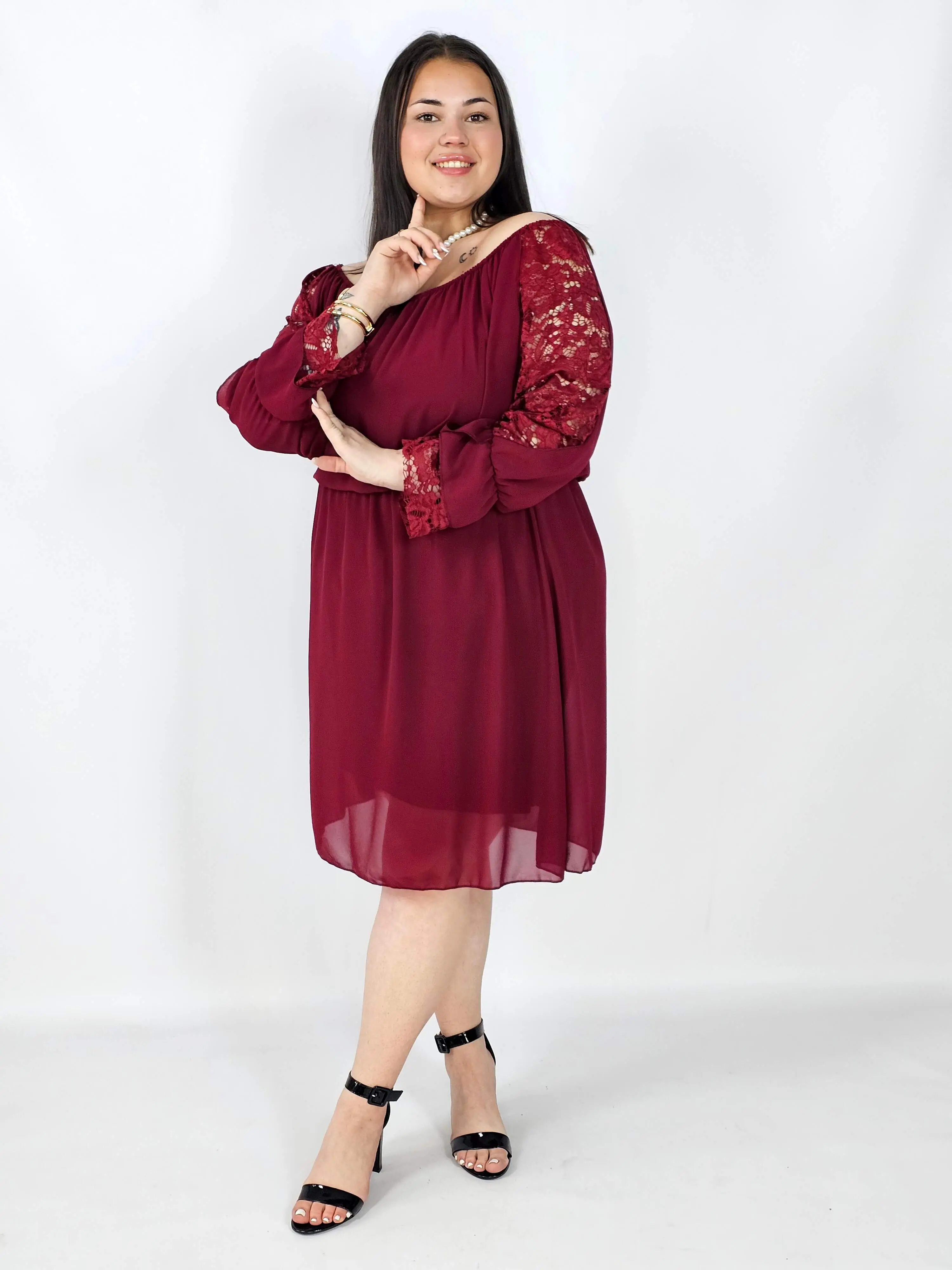 Sukienka Plus Size z koronkowymi rękawami - Hiszpanka - Image 5