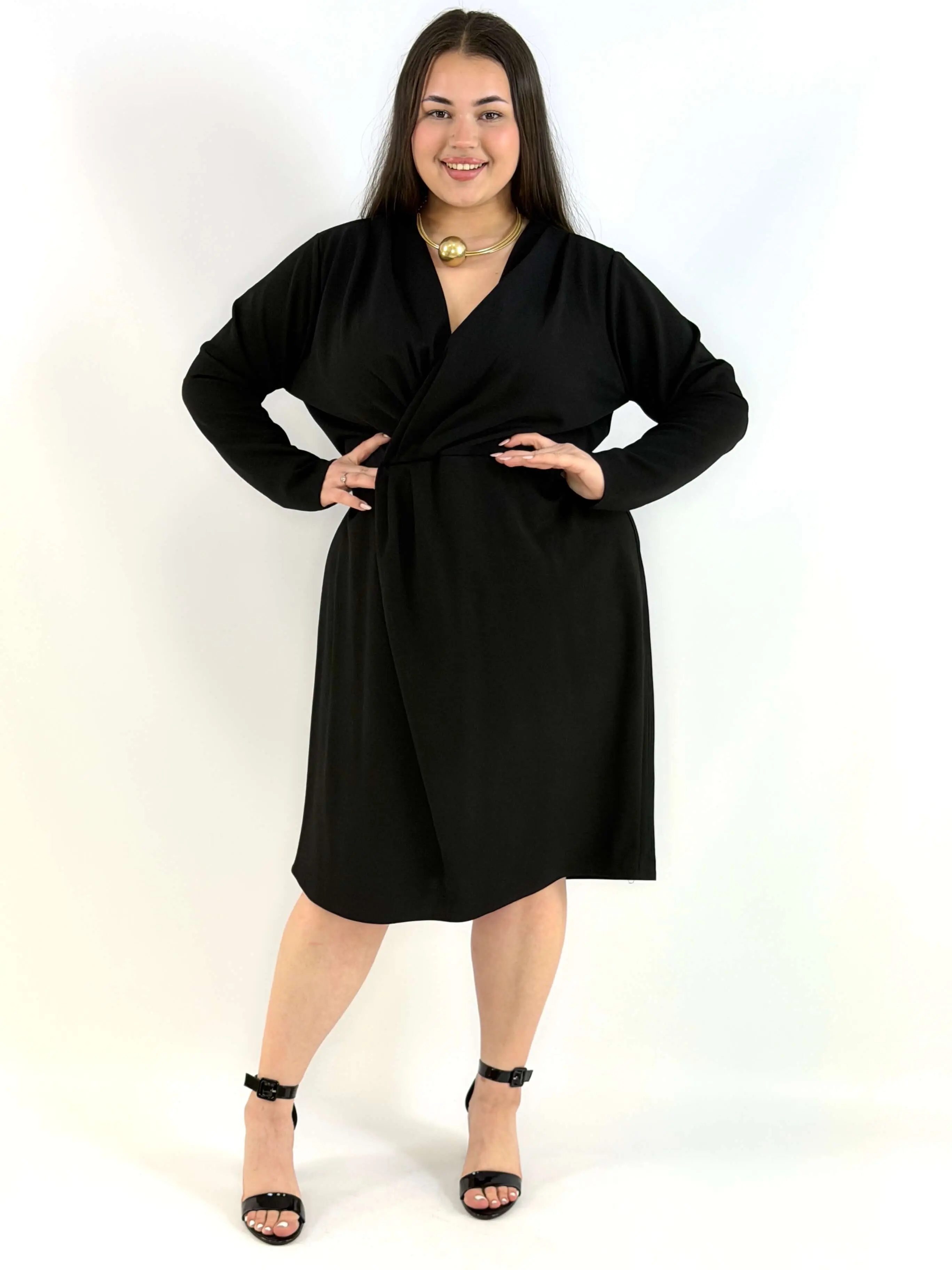 Sukienka plus size kopertowa