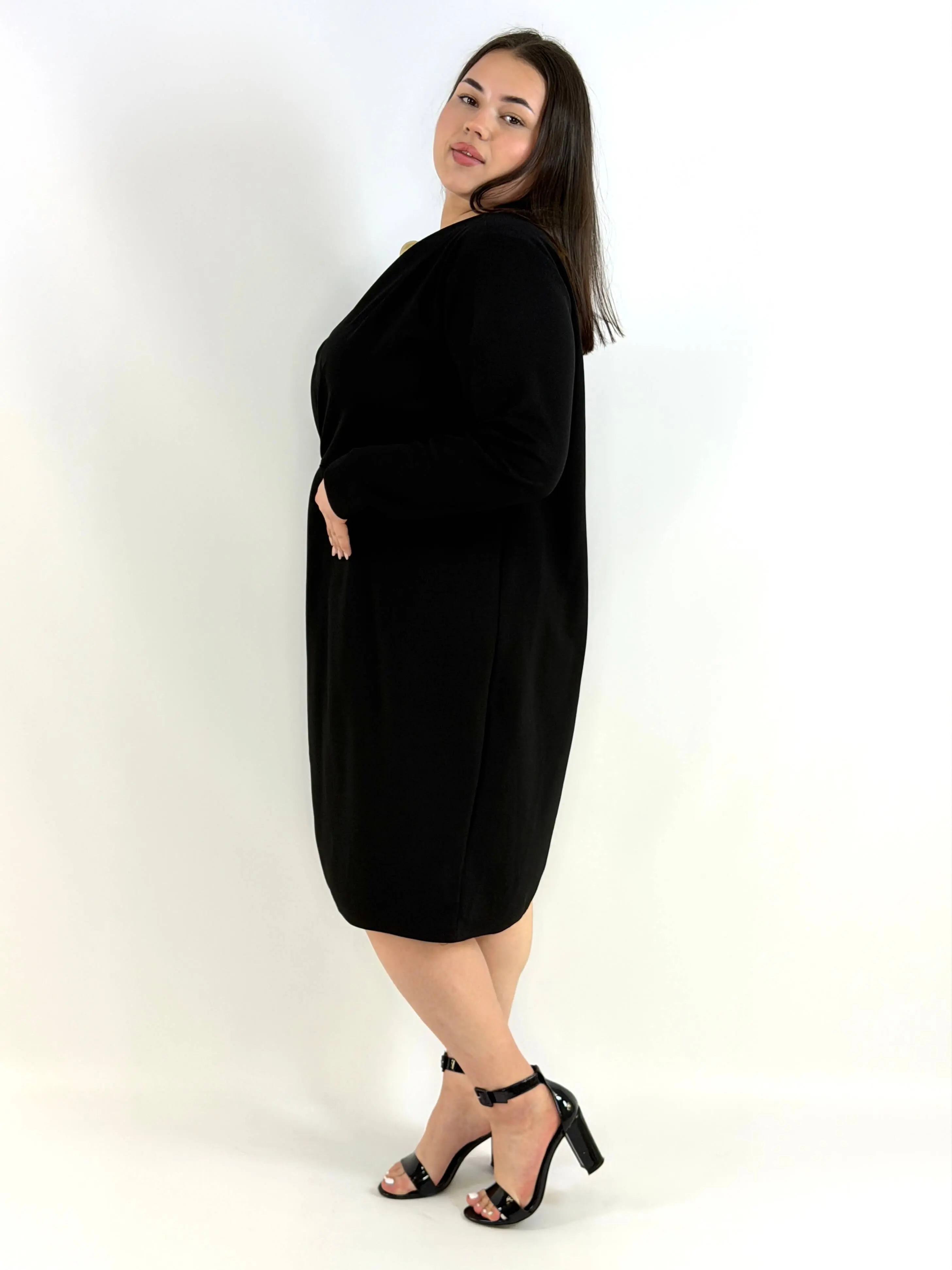 Sukienka plus size kopertowa - Image 3