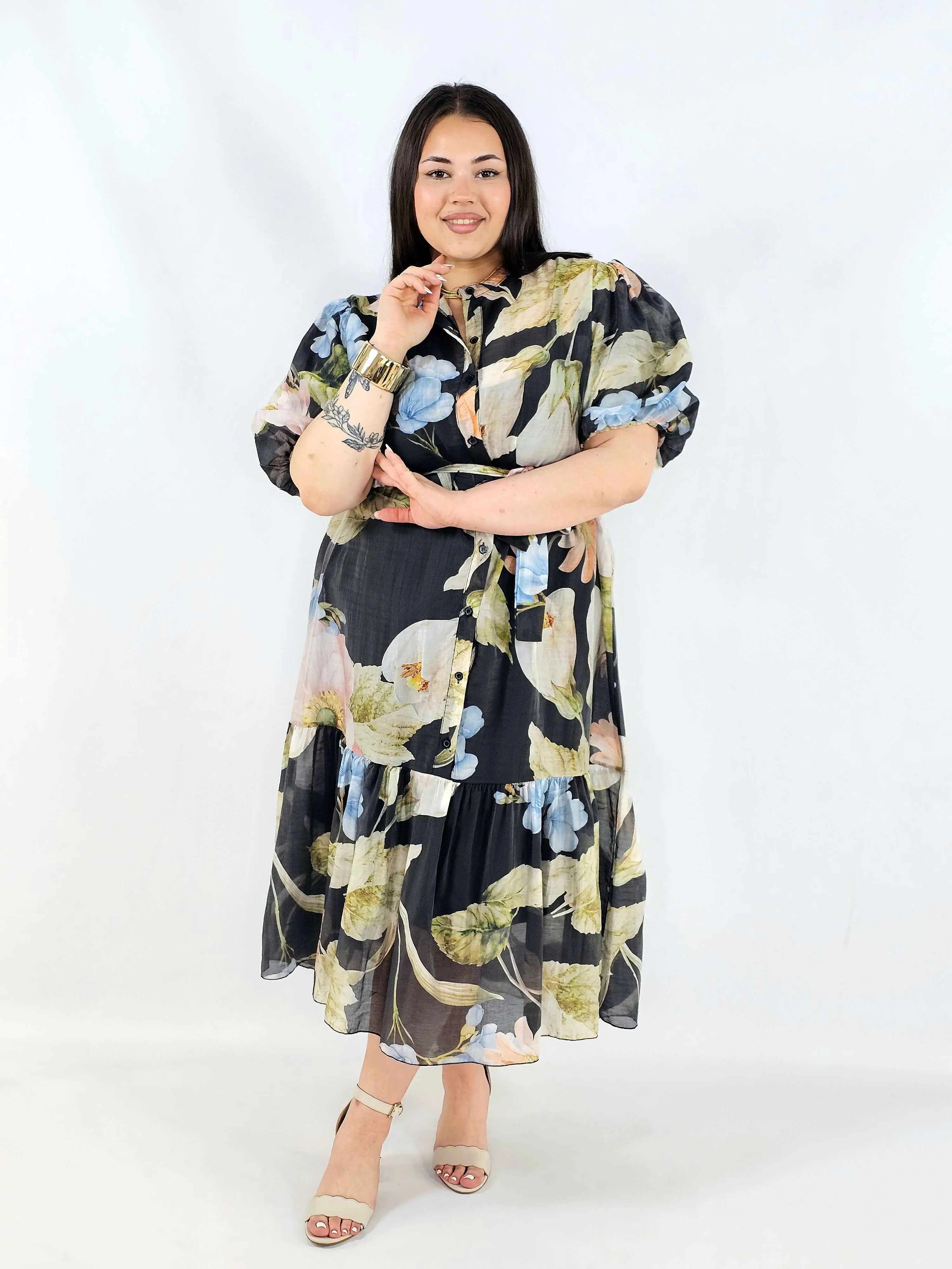 Sukienka plus size koszulowa w kwiaty XXL – elegancja i lekkość na komunię i wesele - Image 11