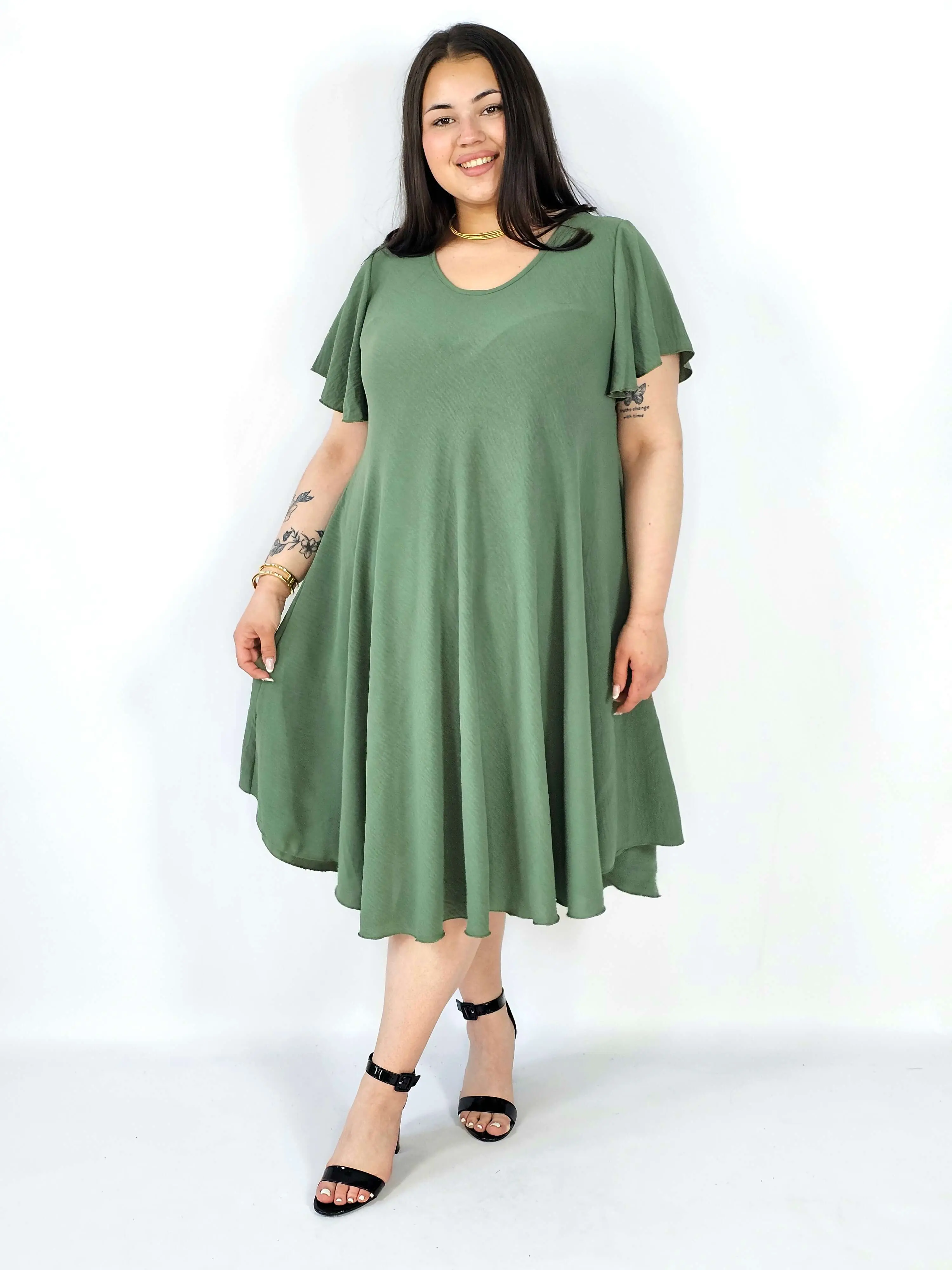Sukienka plus size kreszowana – lekka, wygodna i stylowa XXL - Image 12