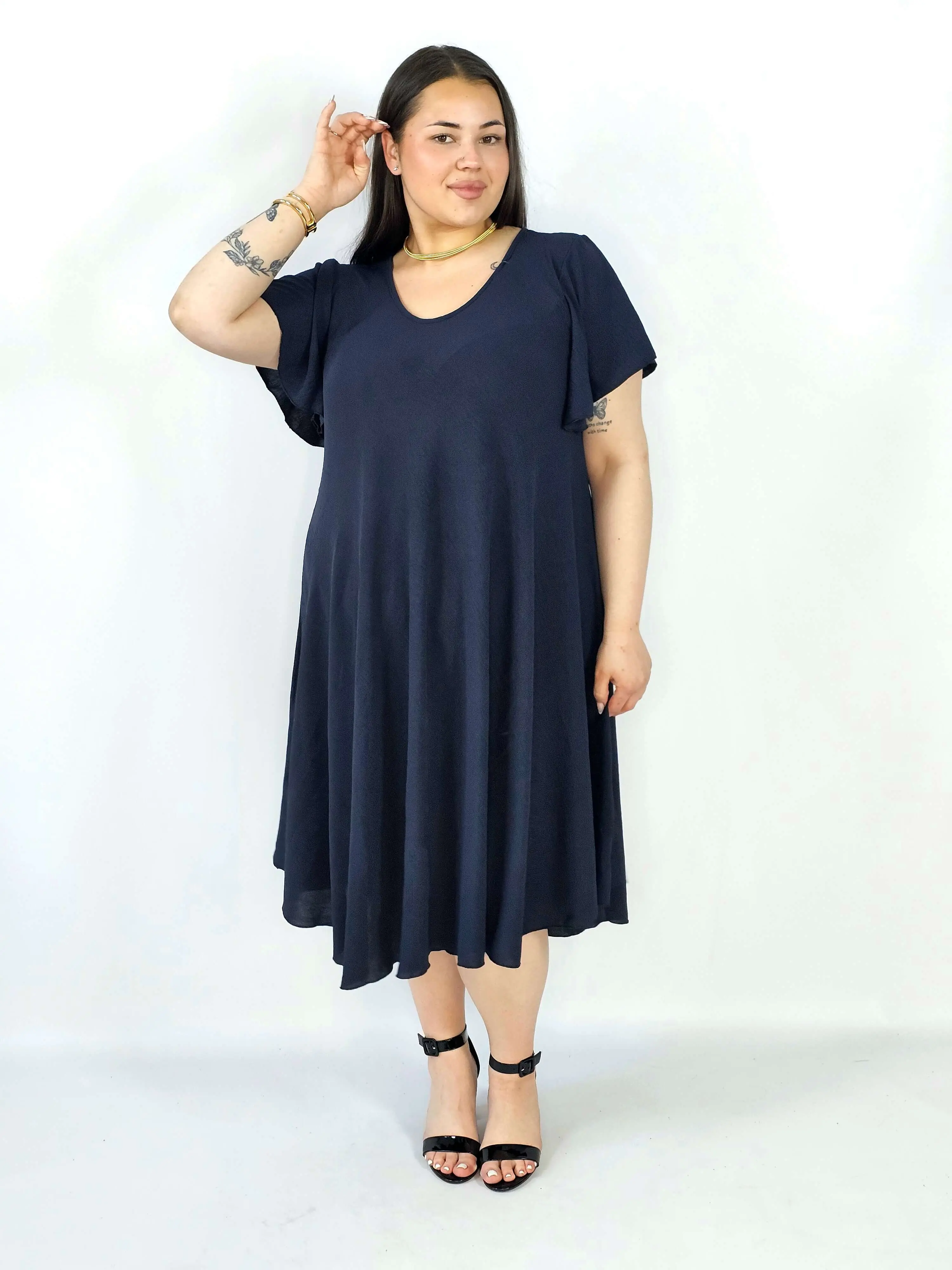 Sukienka plus size kreszowana – lekka, wygodna i stylowa XXL - Image 5