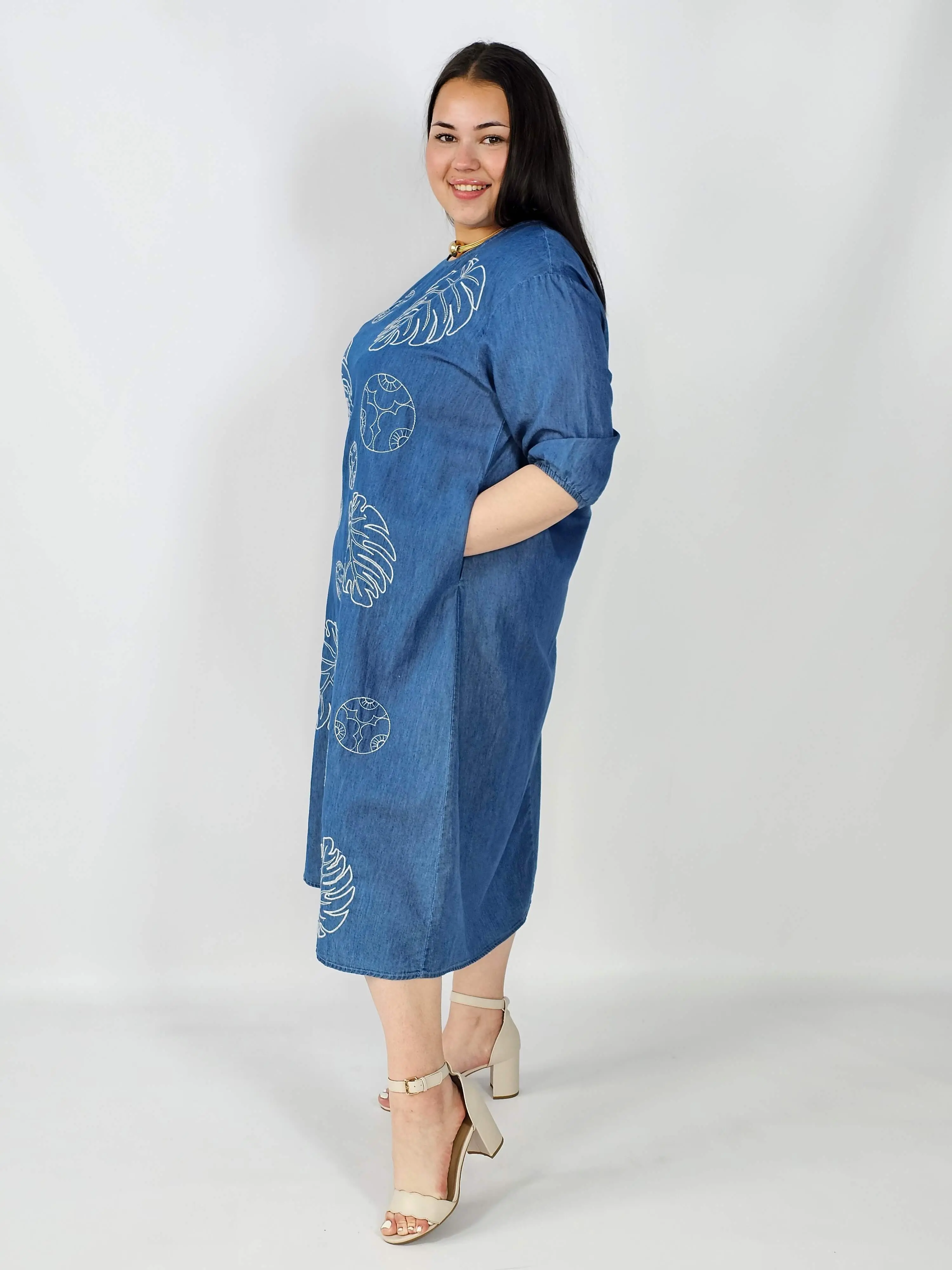 Sukienka plus size, którą nosi się dla wygody, a nie tylko „na wyjście” - Image 6