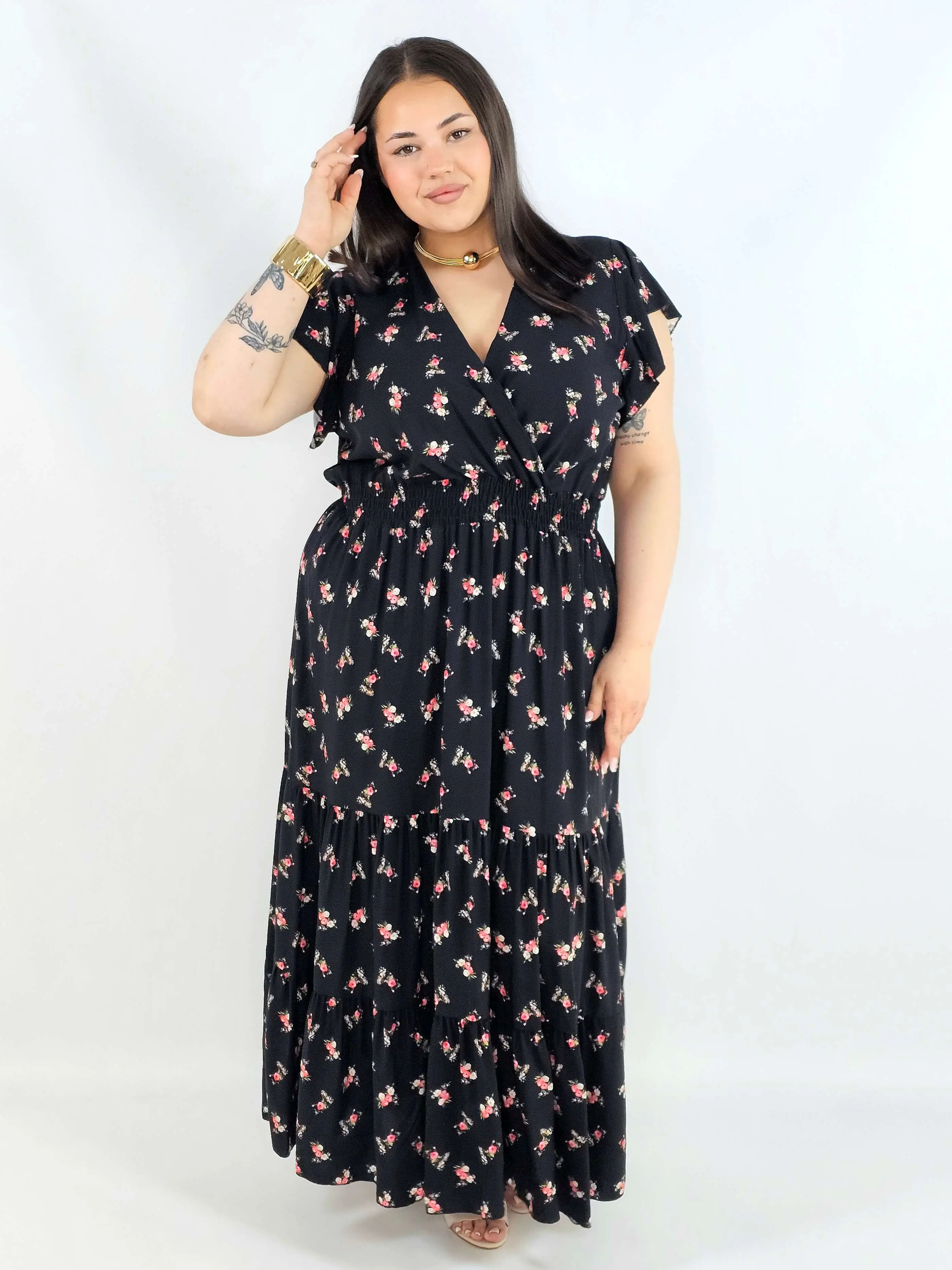 Sukienka plus size maxi w drobne kwiaty XXL – elegancja na wiosnę i wyjątkowe okazje - Image 2