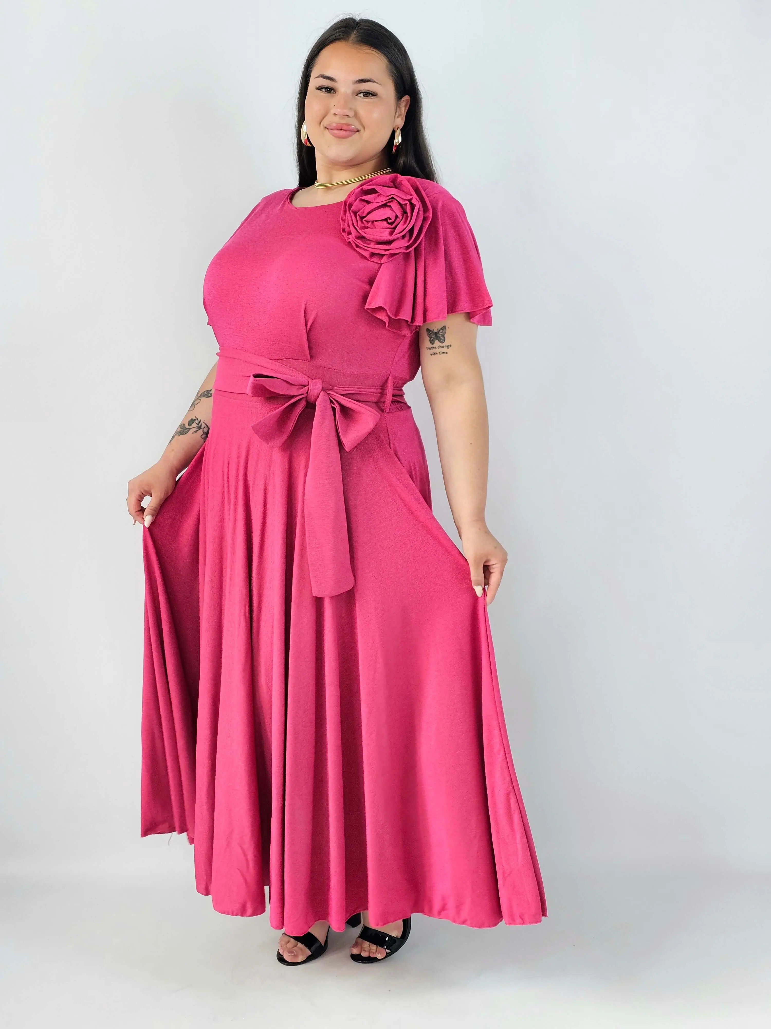 Sukienka plus size maxi z kwiatem XXL – elegancka sukienka wieczorowa - Image 10