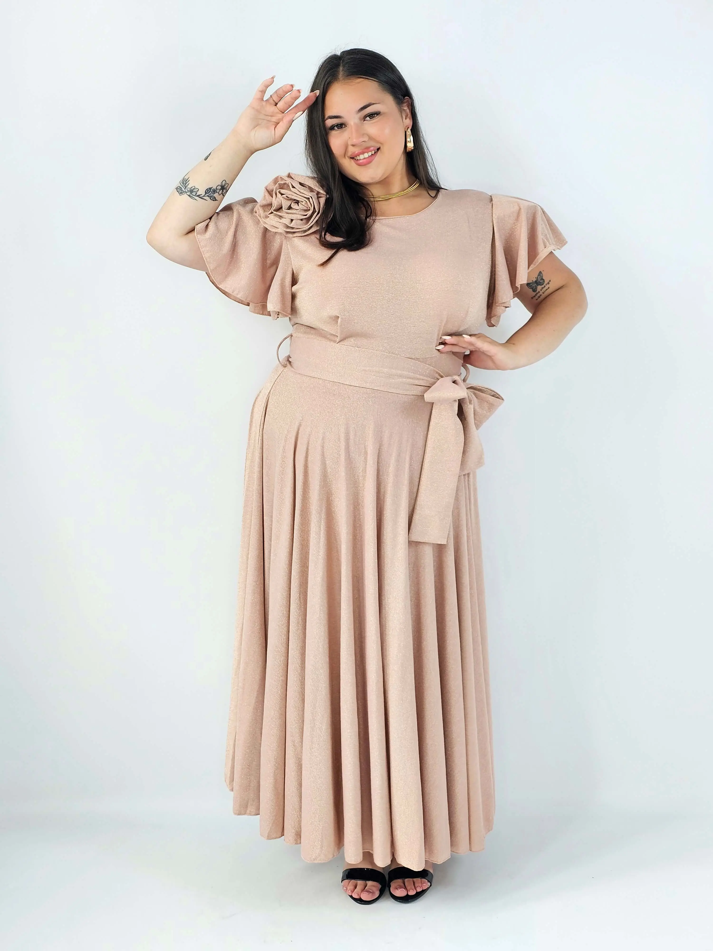 Sukienka plus size maxi z kwiatem XXL – elegancka sukienka wieczorowa - Image 8