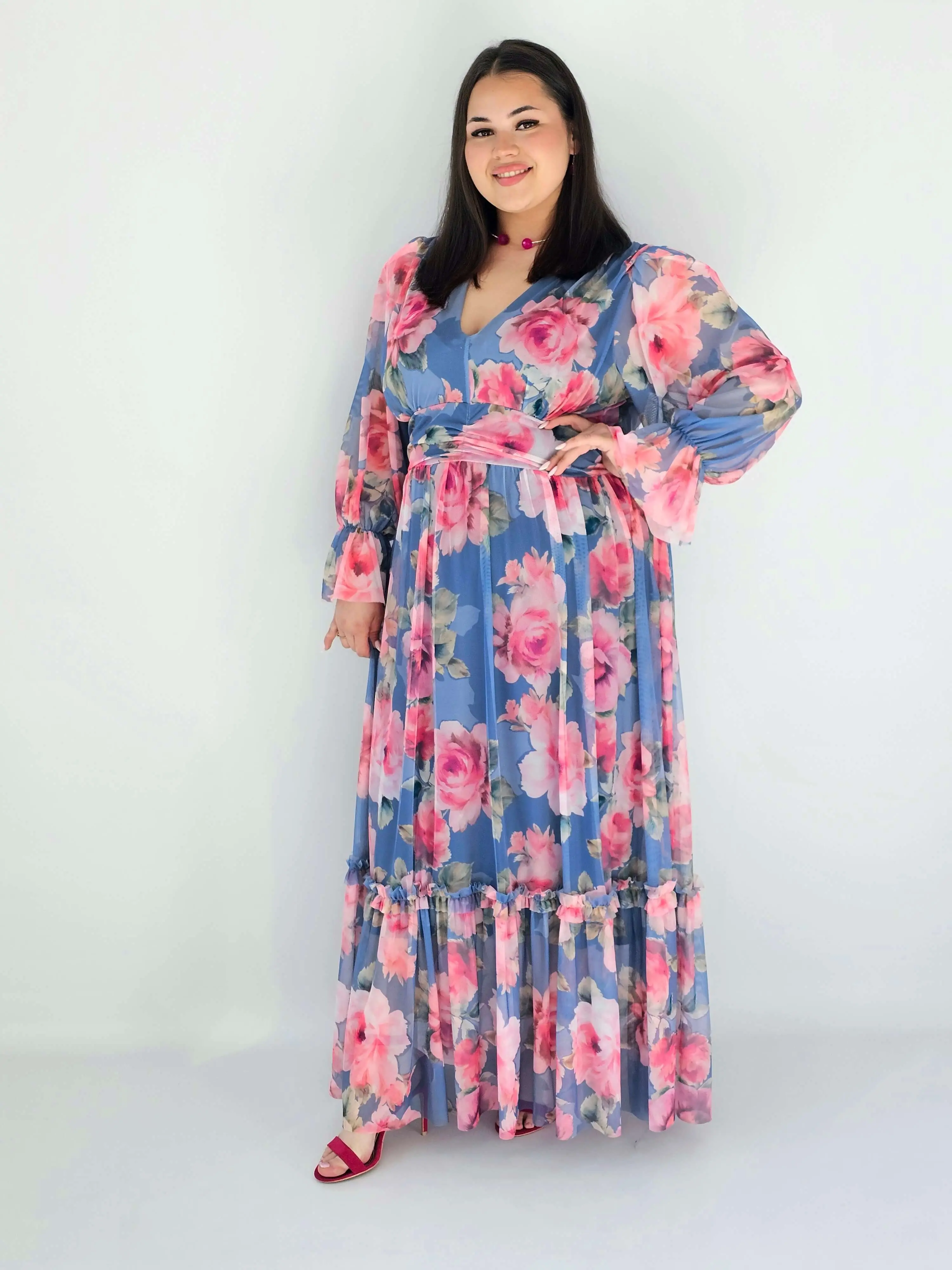 Sukienka plus size midi w kwiatowy print – elegancka i zwiewna propozycja dla kobiet XXL - Image 13