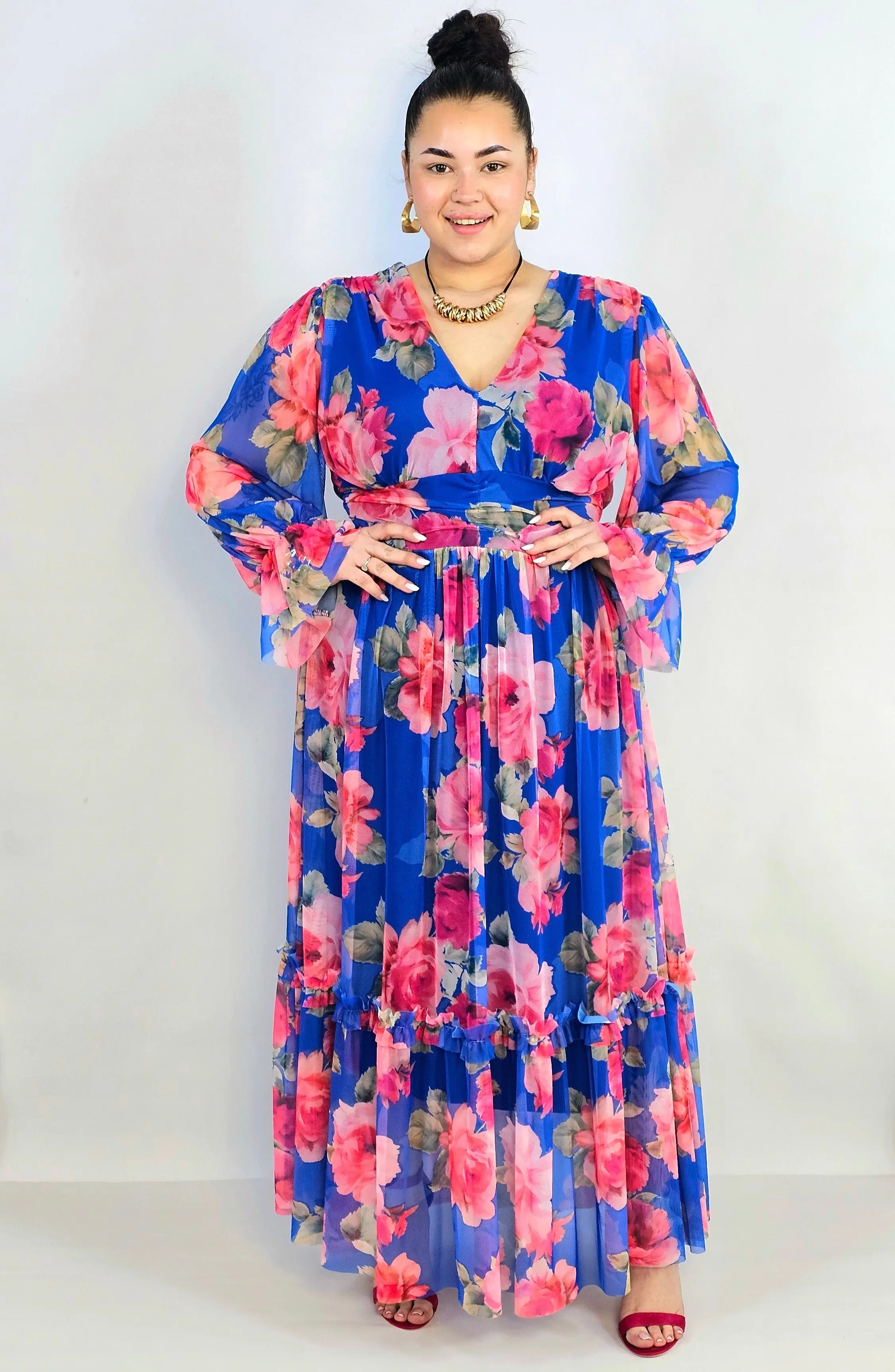 Sukienka plus size midi w kwiatowy print – elegancka i zwiewna propozycja dla kobiet XXL - Image 18