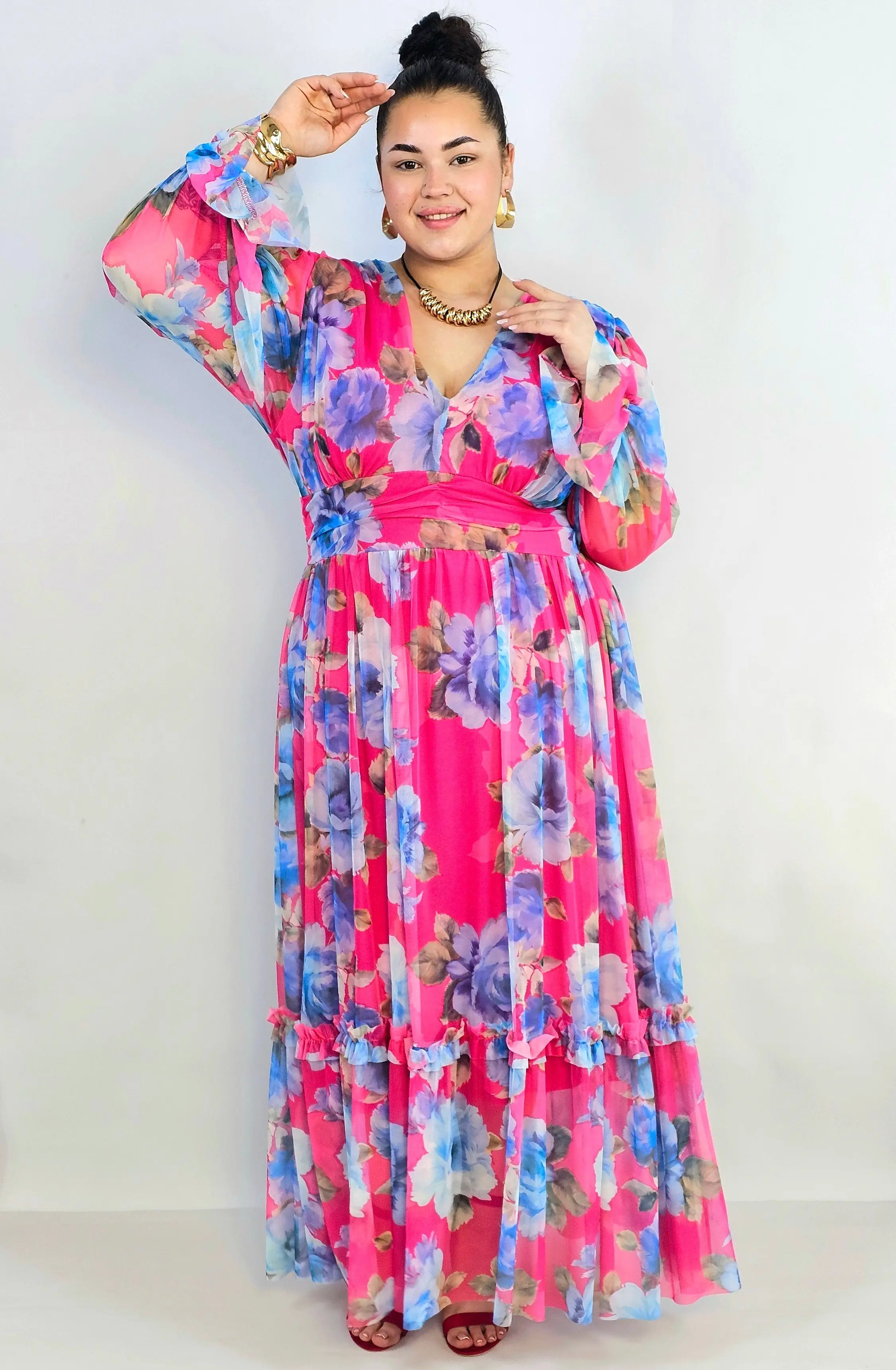 Sukienka plus size midi w kwiatowy print – elegancka i zwiewna propozycja dla kobiet XXL - Image 20