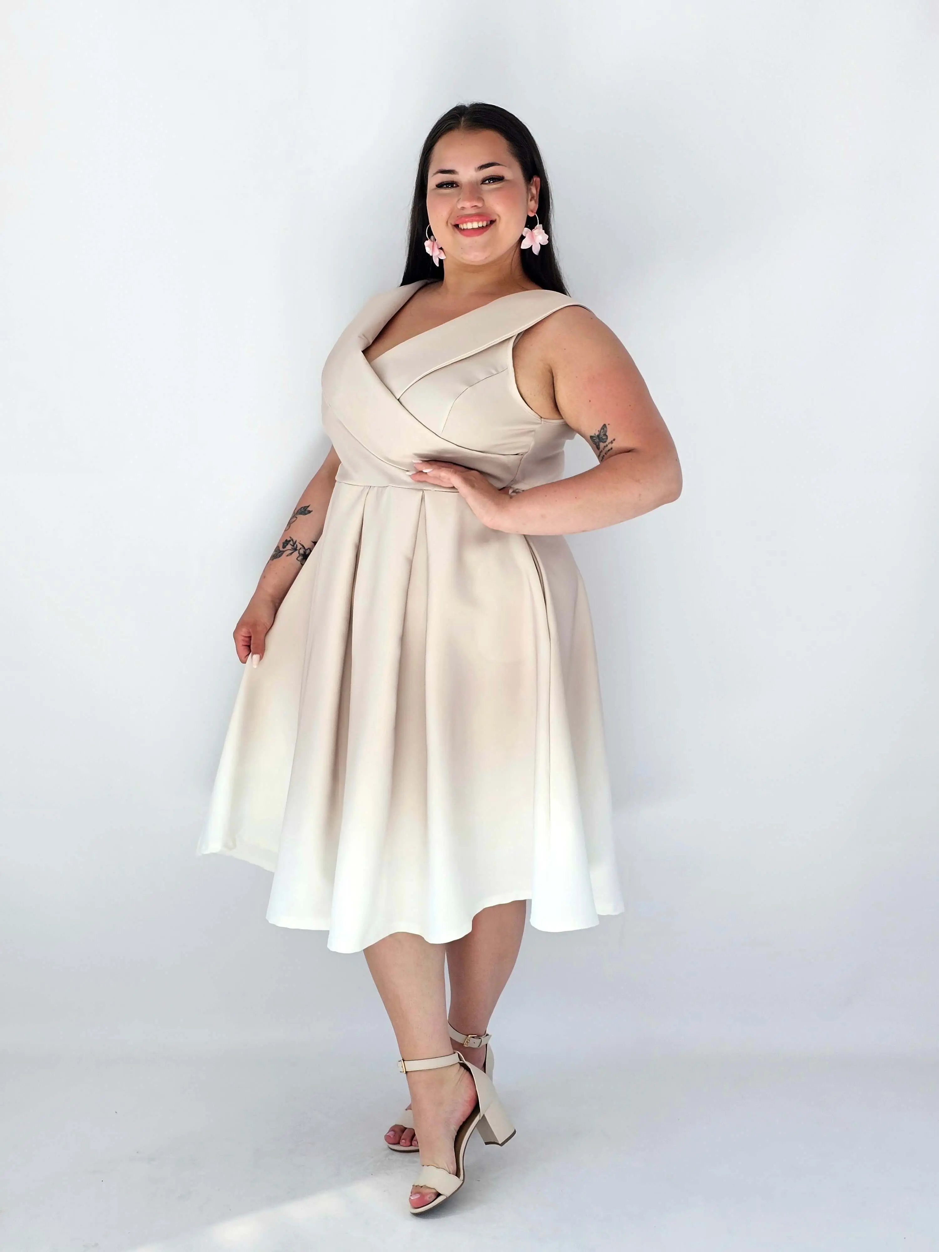 Sukienka Plus Size Ombre Rozkloszowana – Cudowna I Wyjątkowa Kreacja, Która Zachwyca Elegancją - Image 12