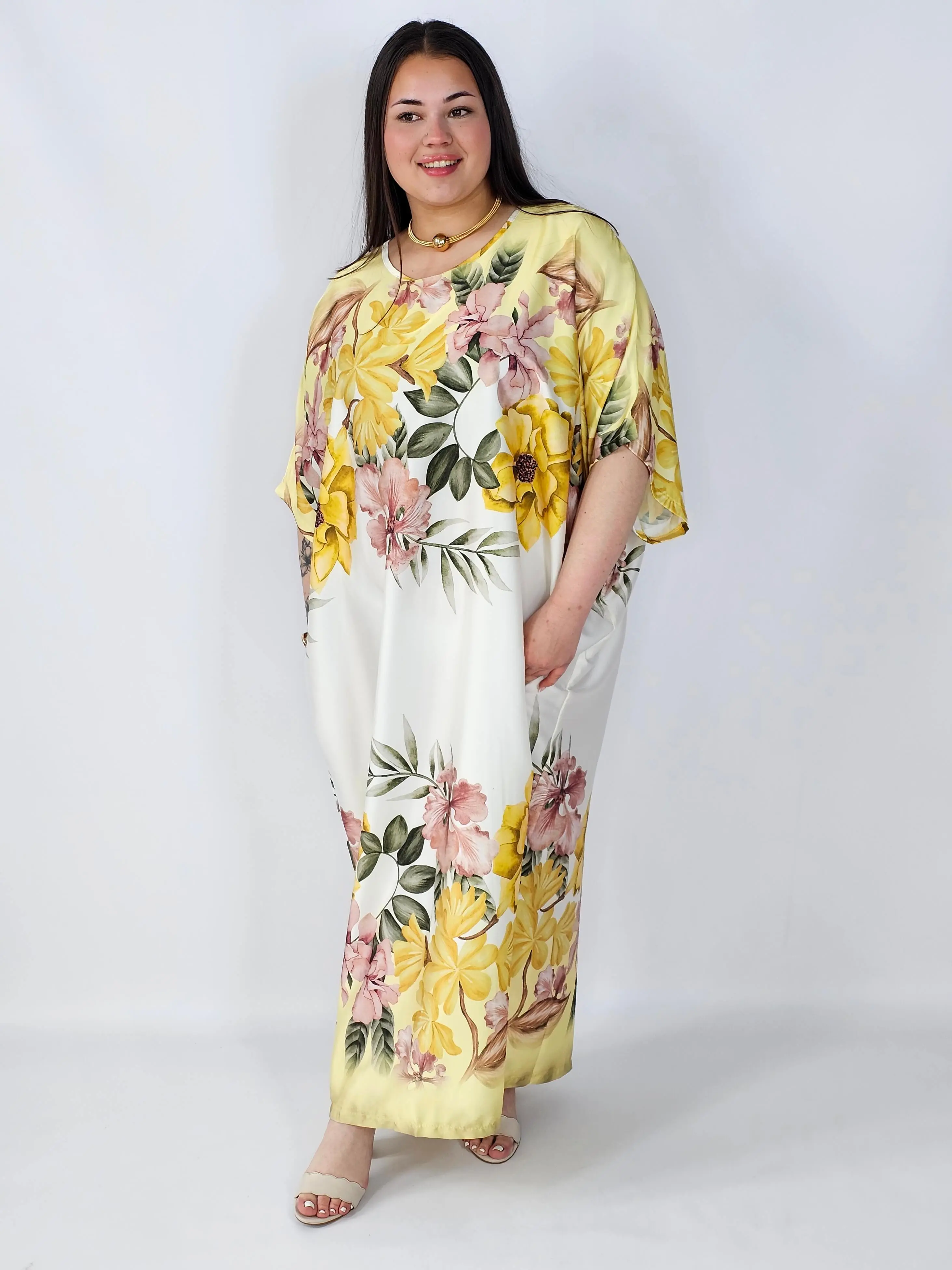 Sukienka plus size satynowa – elegancka sukienka XXL z połyskiem - Image 10