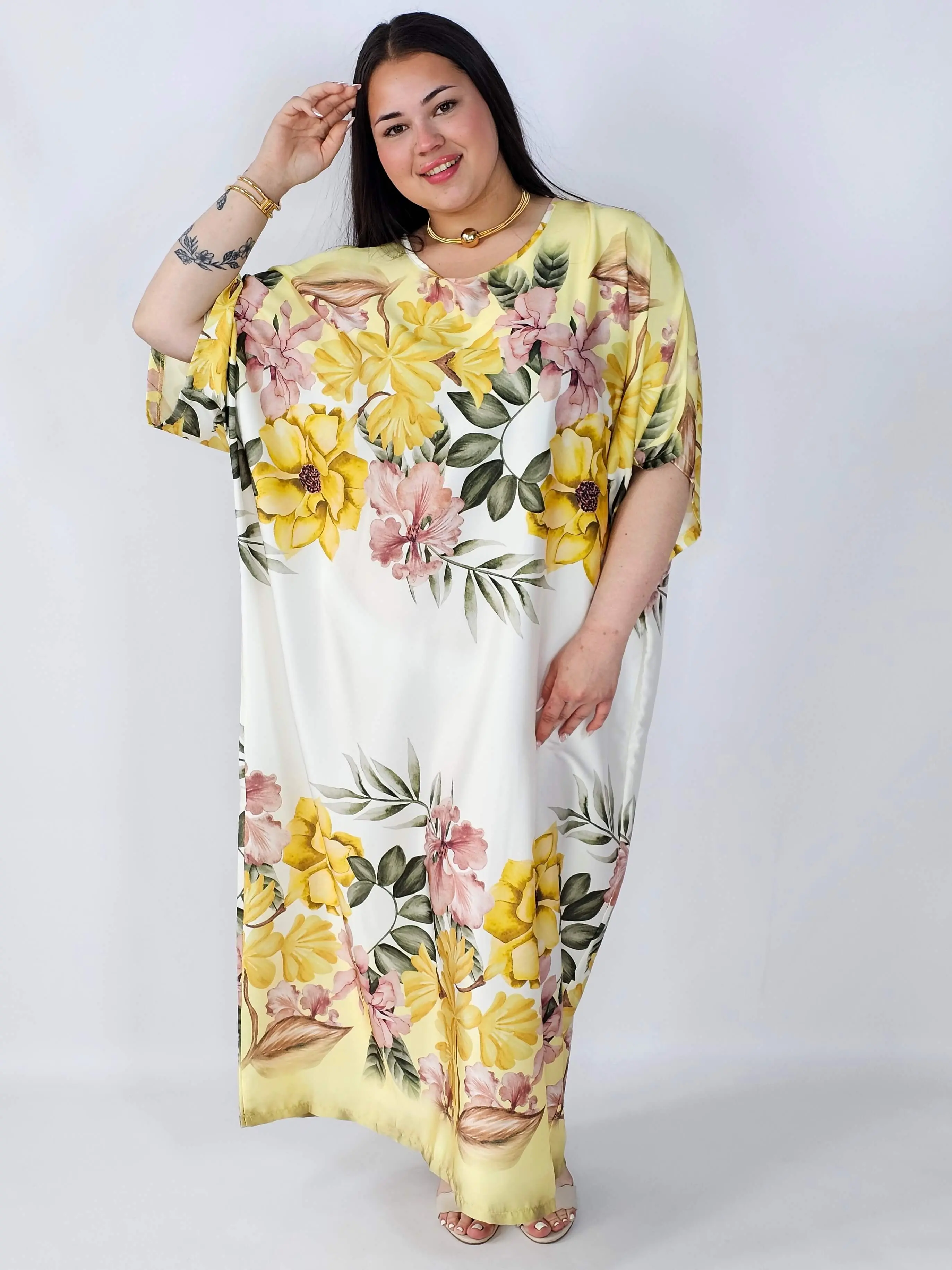 Sukienka plus size satynowa – elegancka sukienka XXL z połyskiem - Image 11