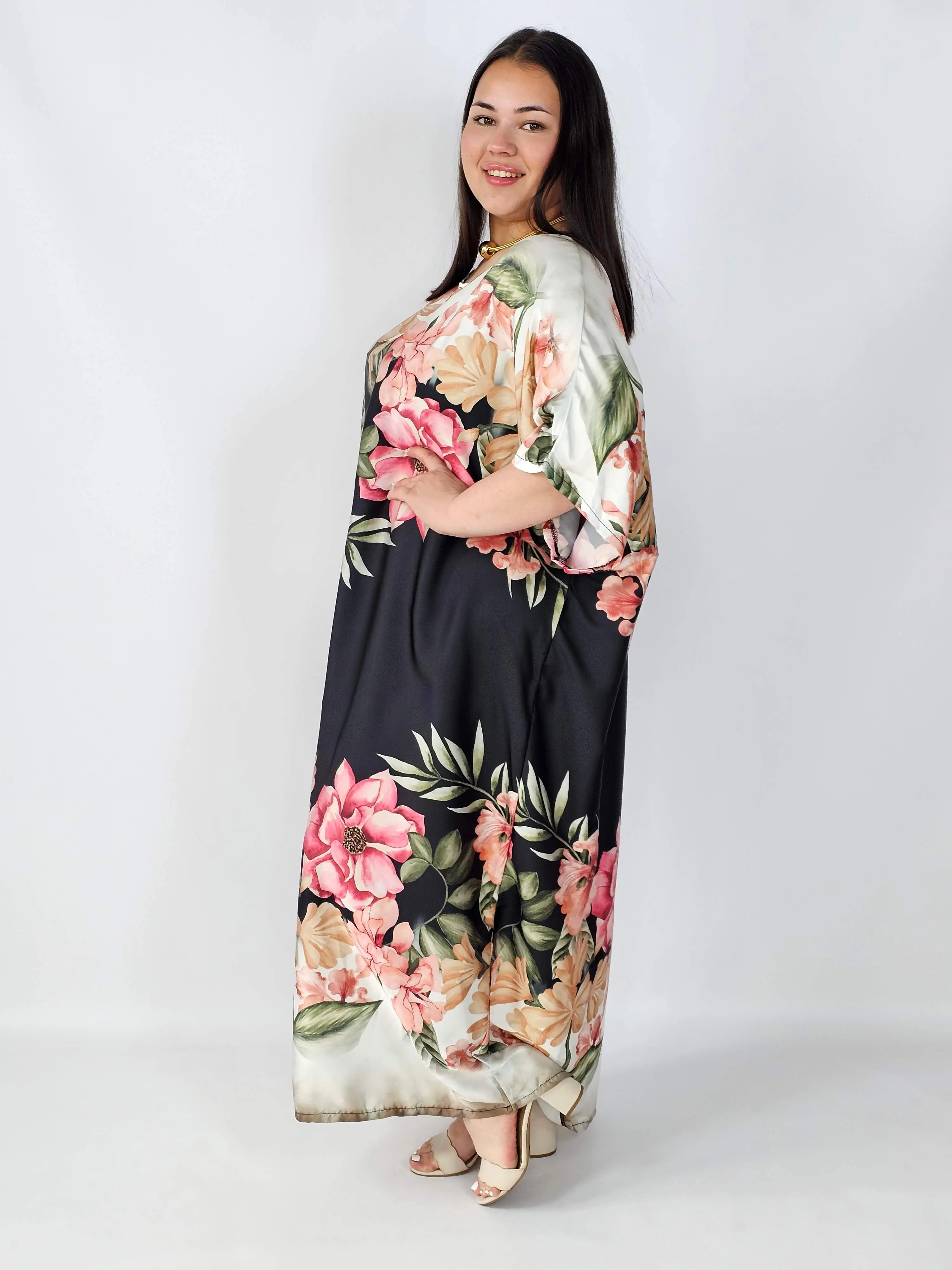 Sukienka plus size satynowa – elegancka sukienka XXL z połyskiem - Image 17