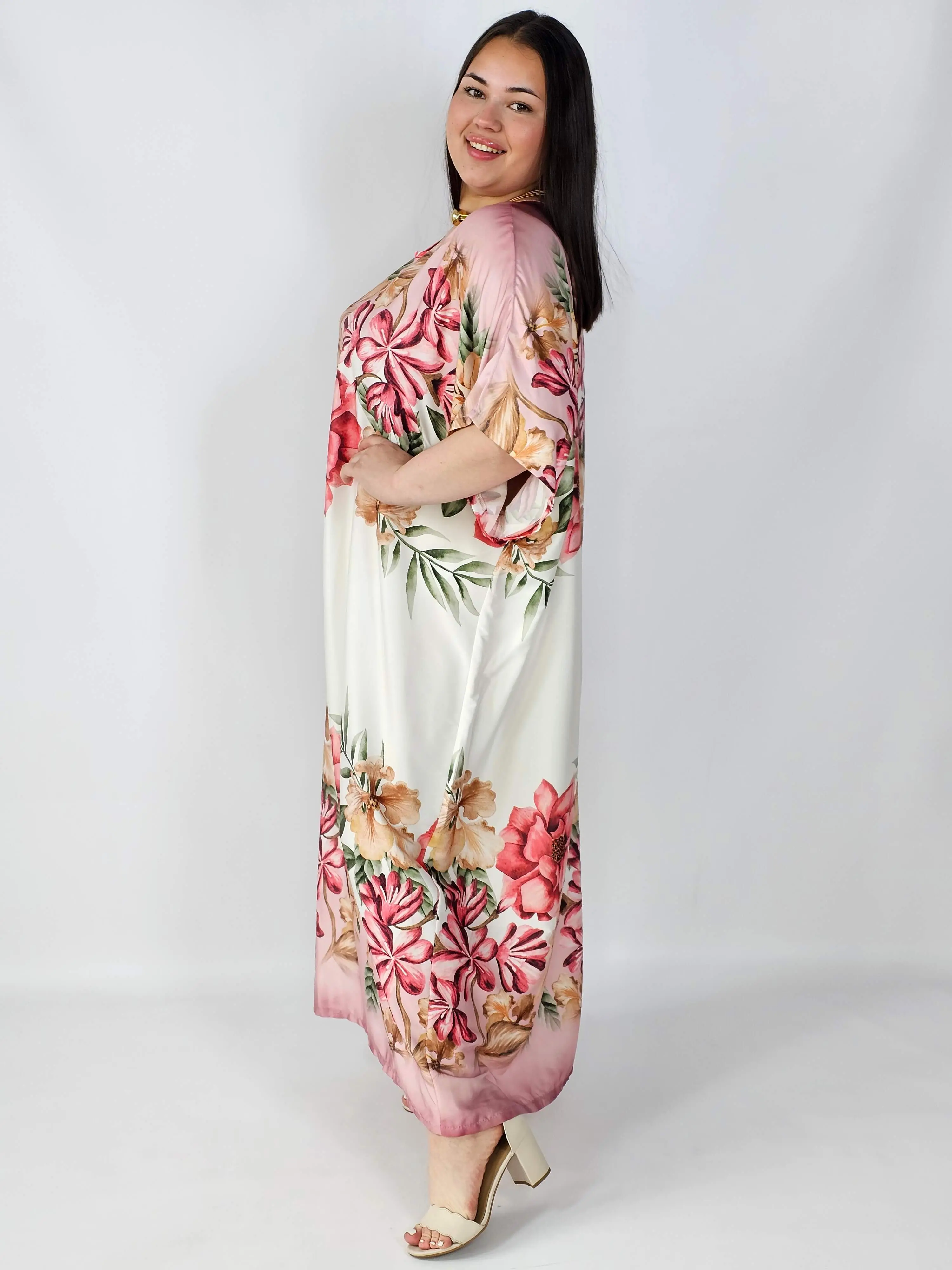 Sukienka plus size satynowa – elegancka sukienka XXL z połyskiem - Image 21