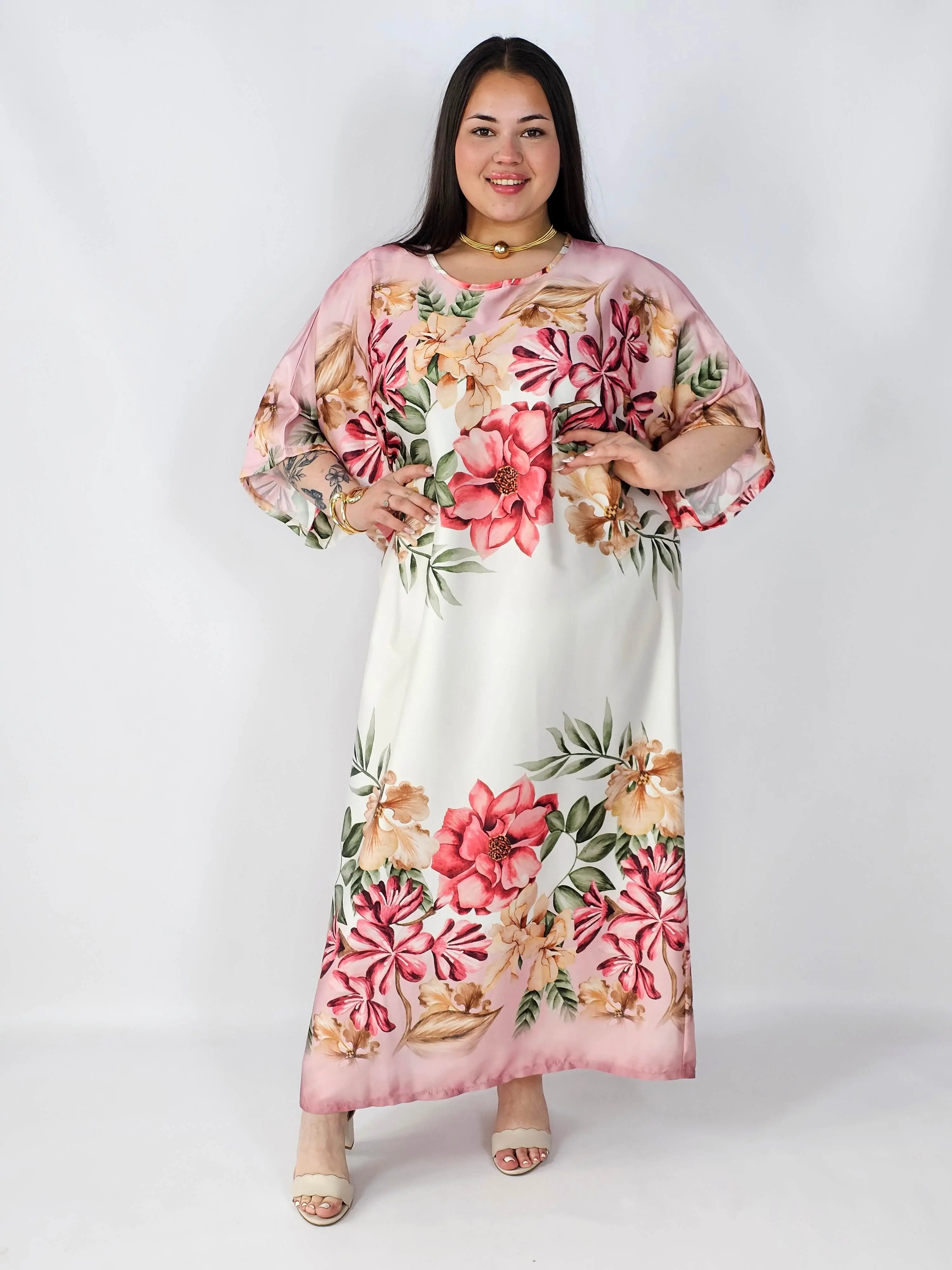 Sukienka plus size satynowa – elegancka sukienka XXL z połyskiem - Image 3