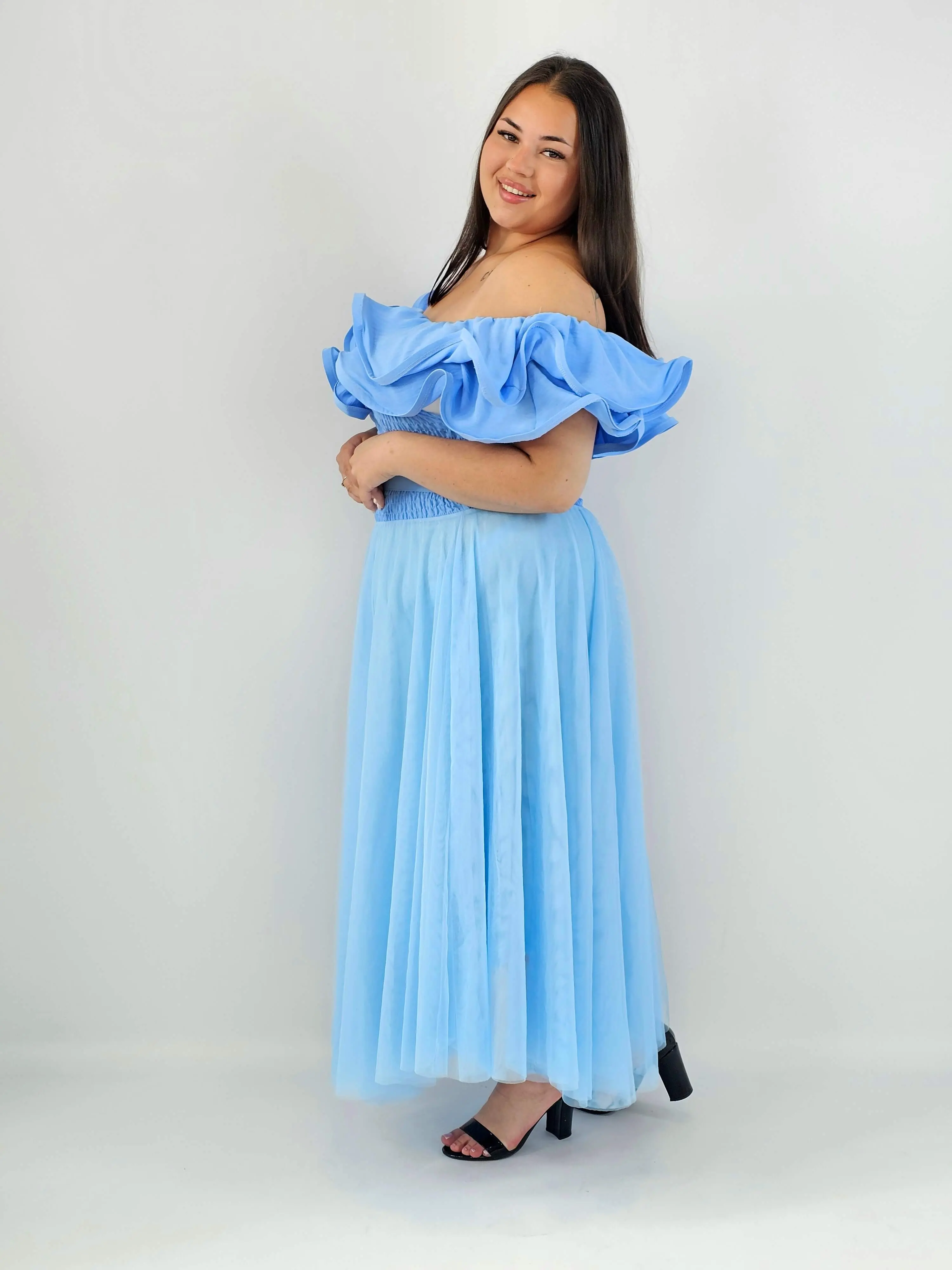 Sukienka plus size – tiulowa księżniczka na wyjątkowe okazje - Image 10