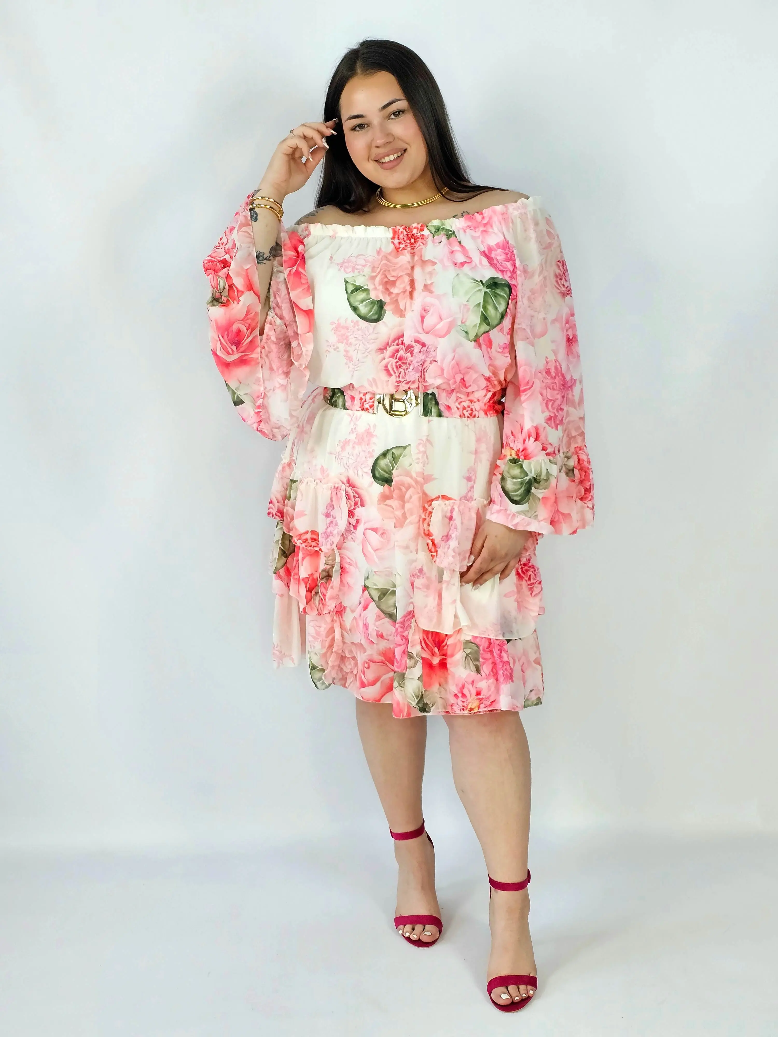 Sukienka plus size w kwiatowy wzór z falbaną – lekka i kobieca stylizacja XXL - Image 11
