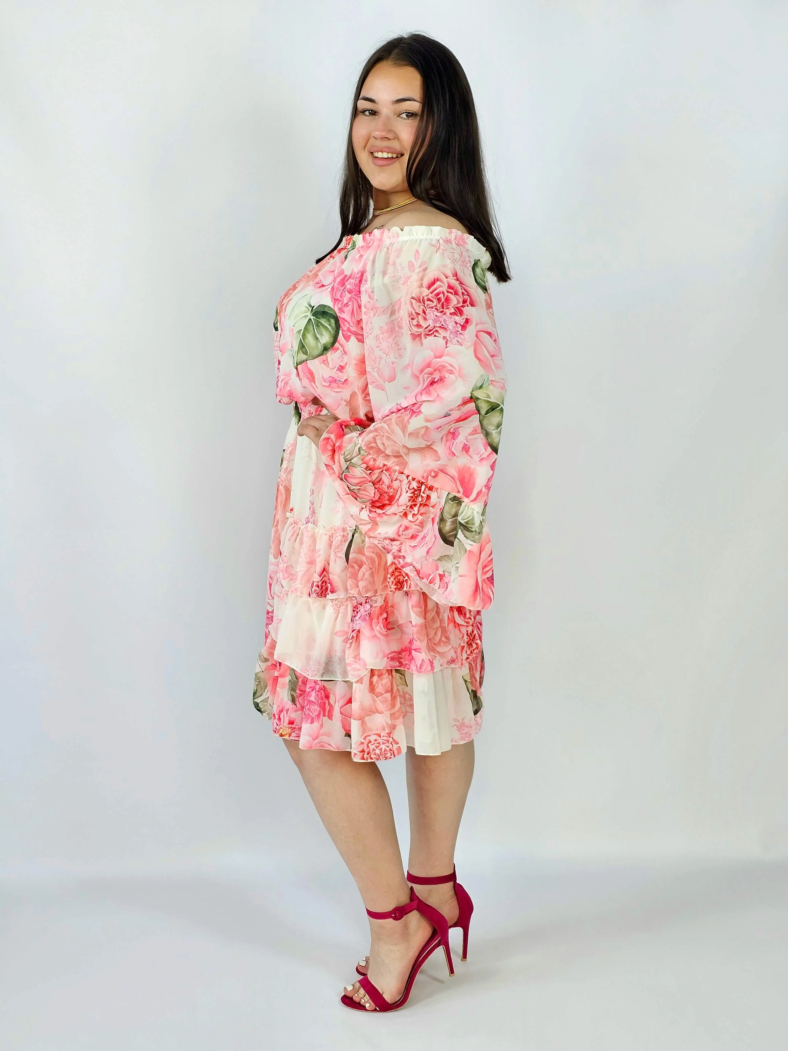 Sukienka plus size w kwiatowy wzór z falbaną – lekka i kobieca stylizacja XXL - Image 15